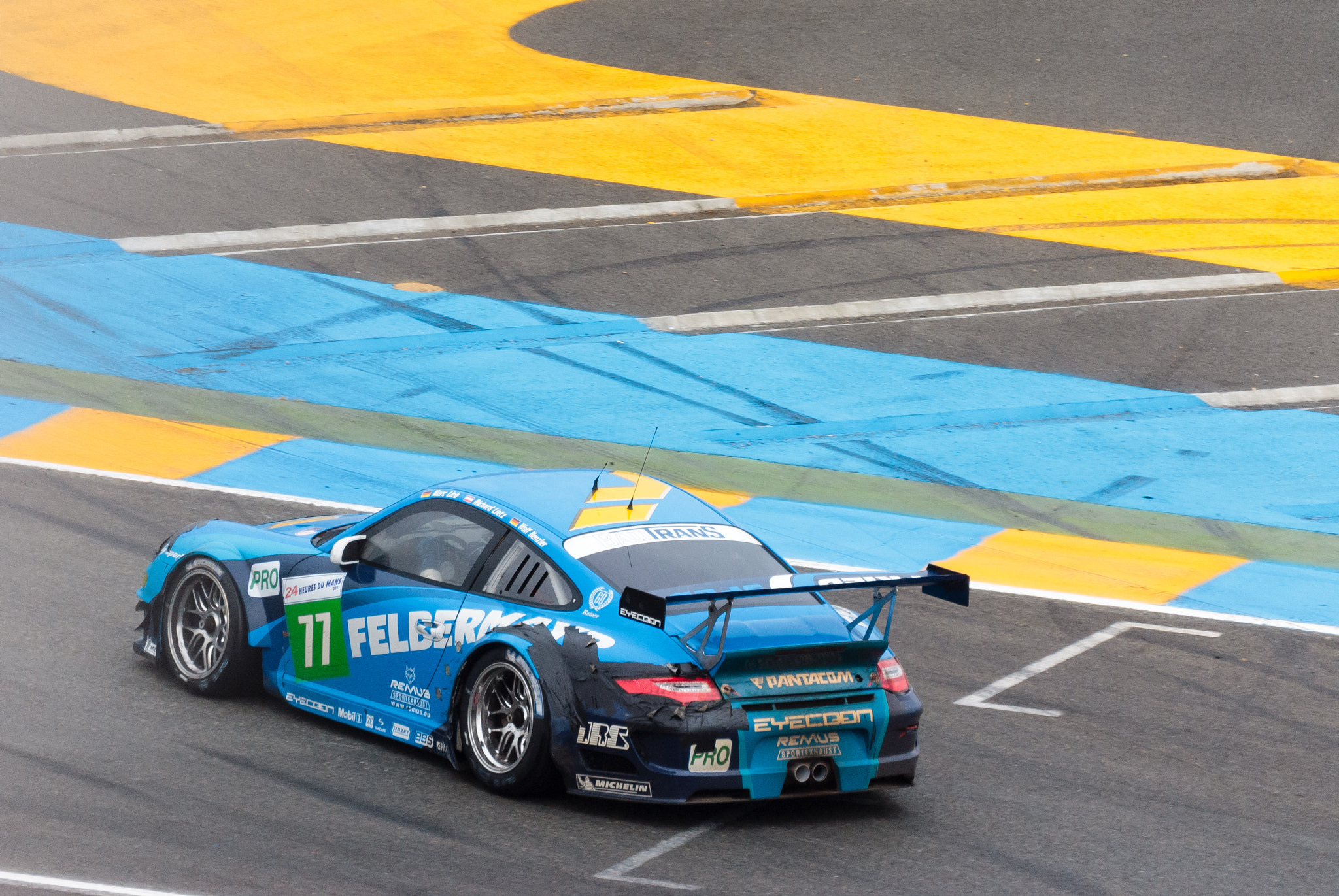Sony Alpha DSLR-A300 + Sony 500mm F8 Reflex sample photo. Team felbermayr-proton porsche 997 gt3-rsr photography