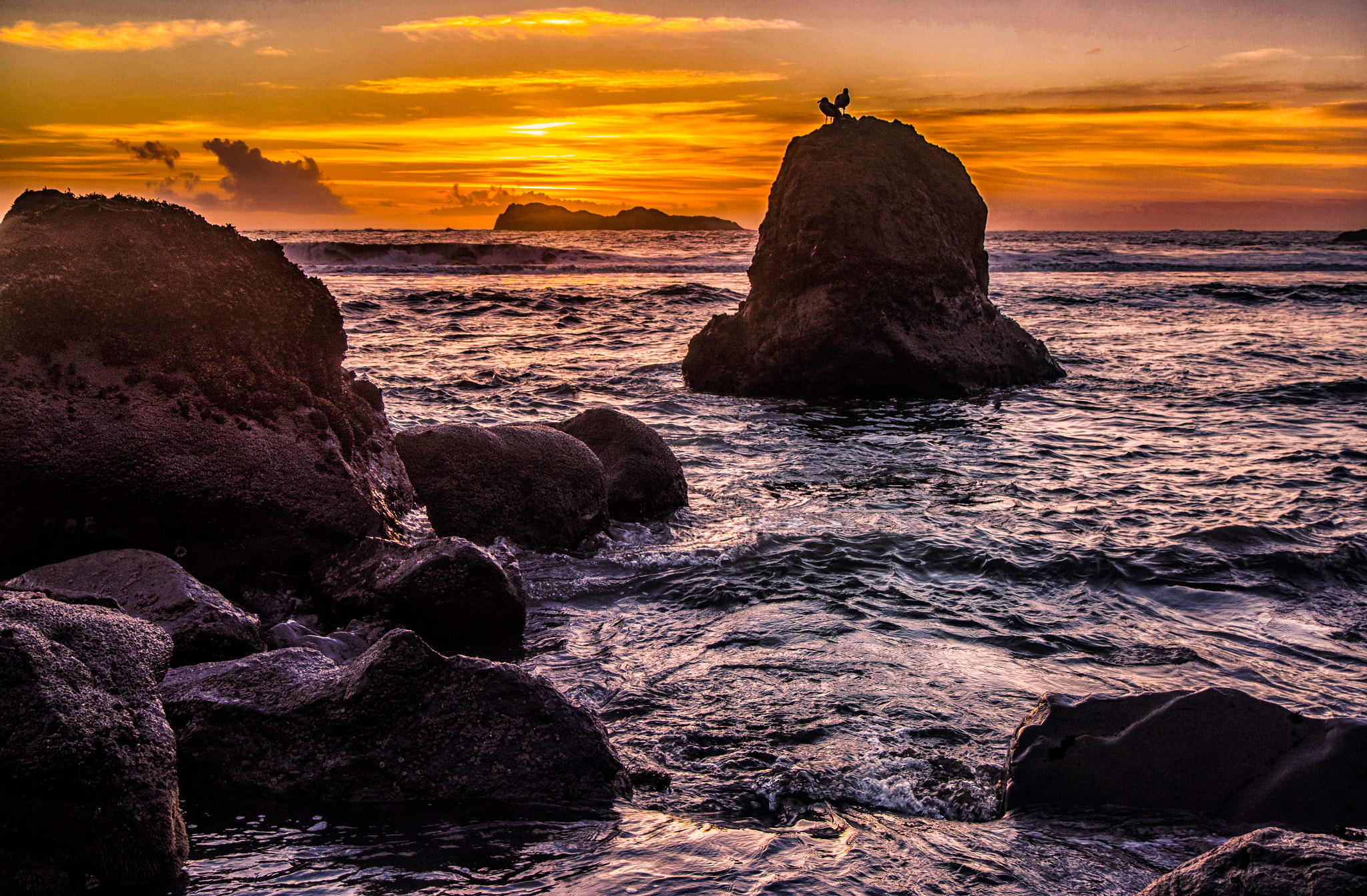 OLYMPUS 11-22mm Lens sample photo. Sunset at false klamath cove, northern california photography