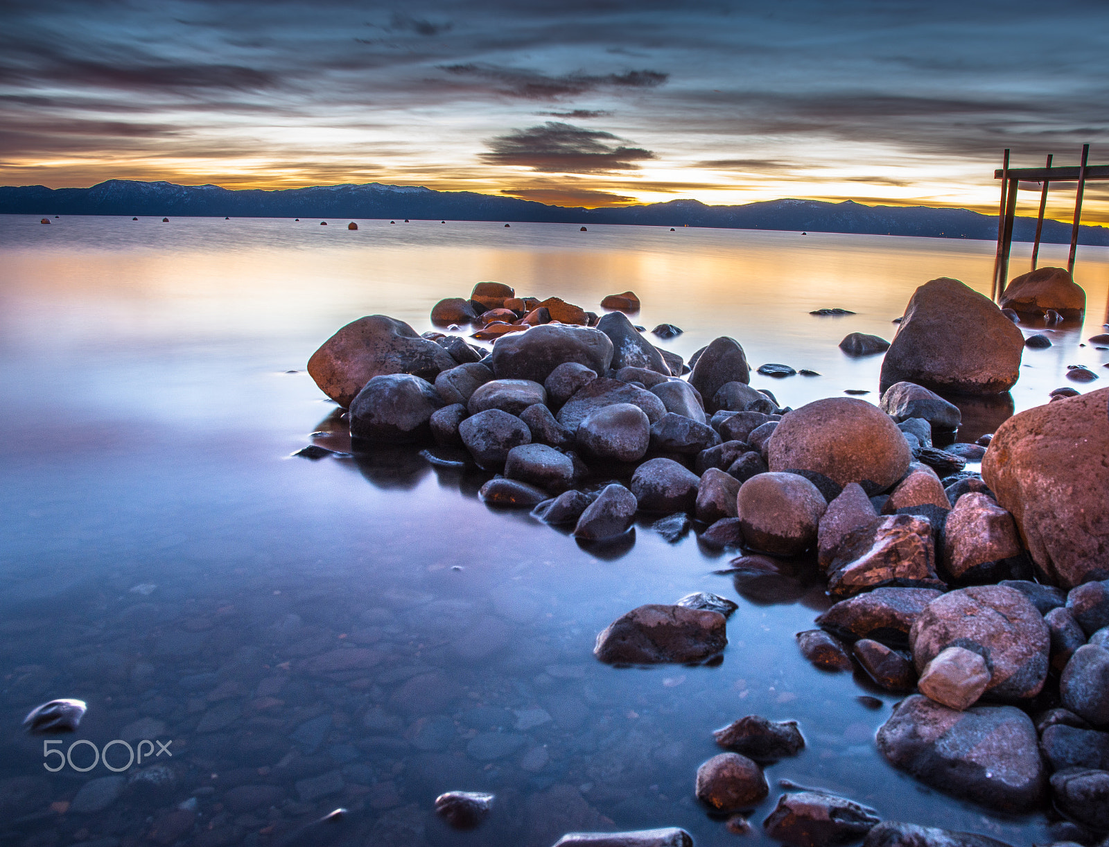 Nikon D7200 + AF-S VR DX 16-80mm f/2.8-4.0E ED sample photo. Lake tahoe sunrise photography