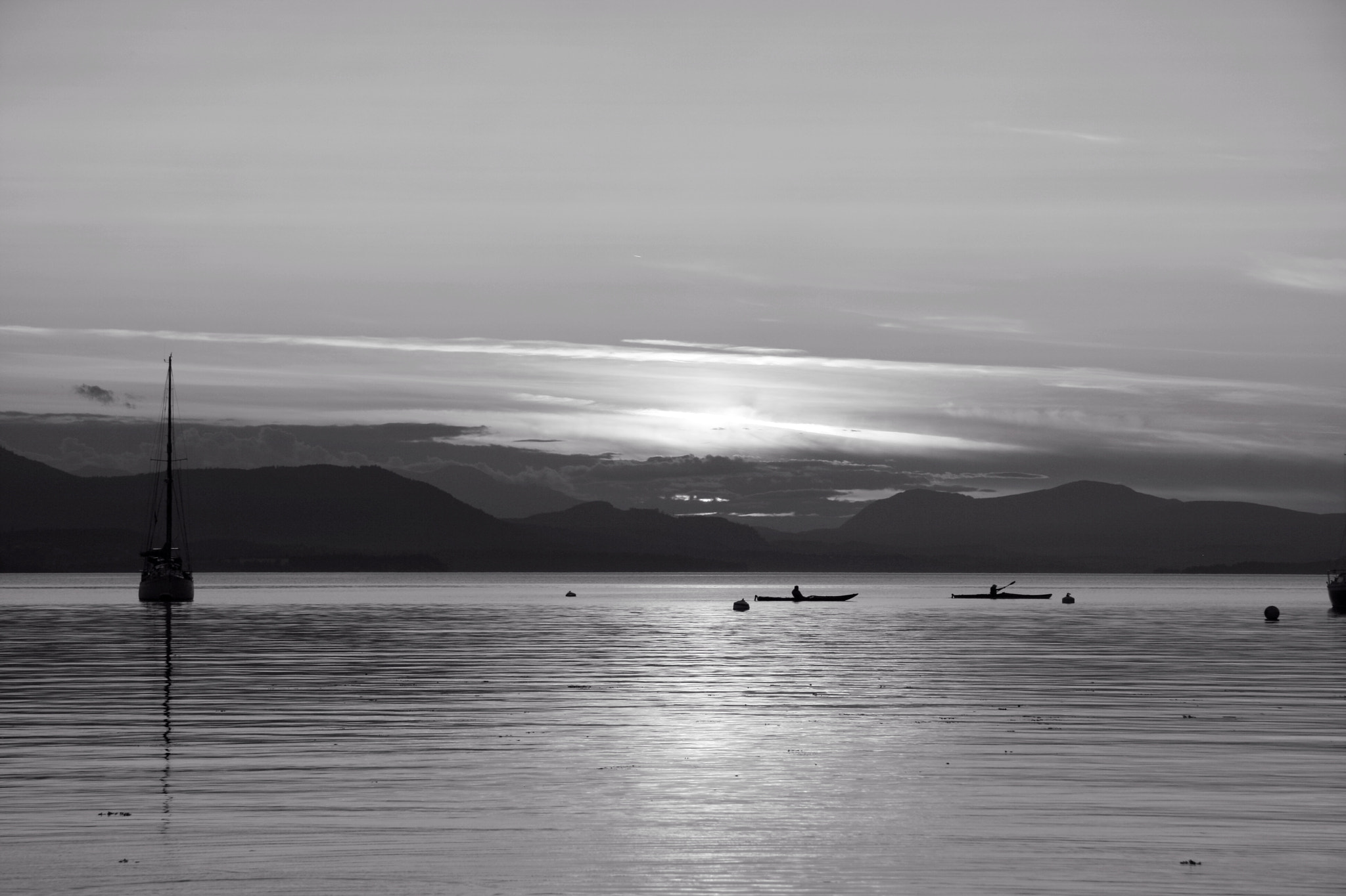 Canon EF-S 17-85mm F4-5.6 IS USM sample photo. Vancouver island sunset from vesuvius harbour, saltspring island, canada photography