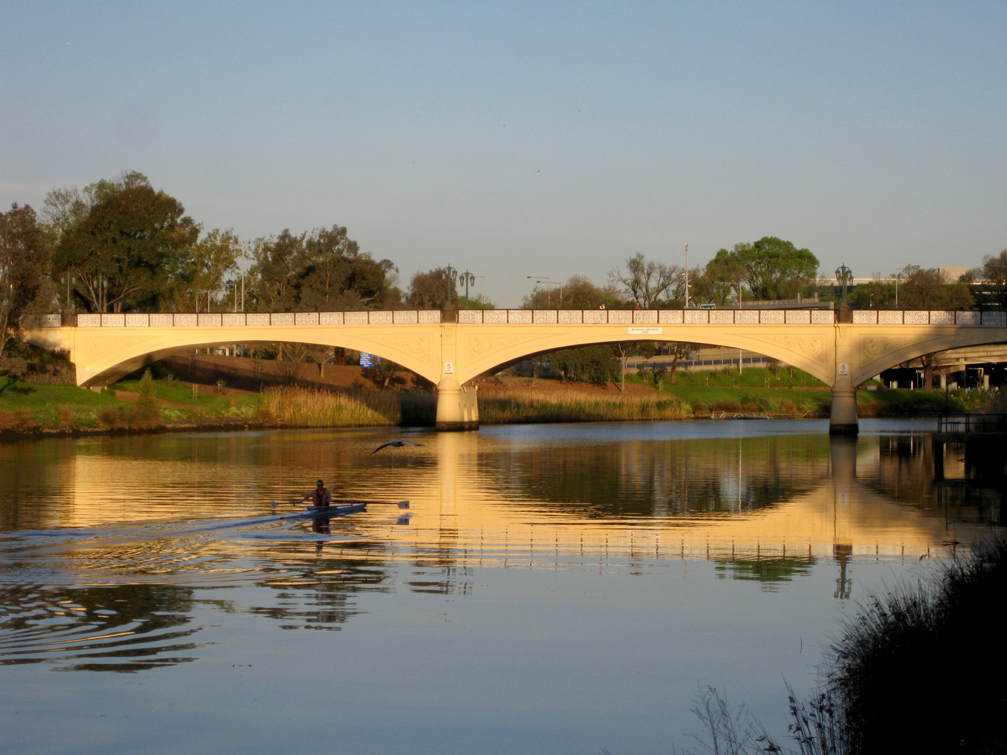 Canon PowerShot SD770 IS (Digital IXUS 85 IS / IXY Digital 25 IS) sample photo. Morrel bridge photography