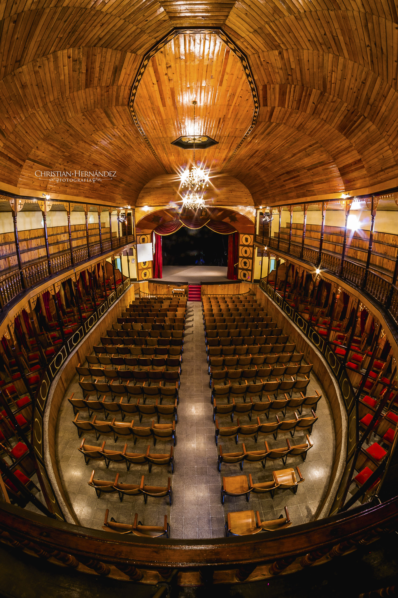 Nikon D3100 + Samyang 8mm F3.5 Aspherical IF MC Fisheye sample photo. Theater photography