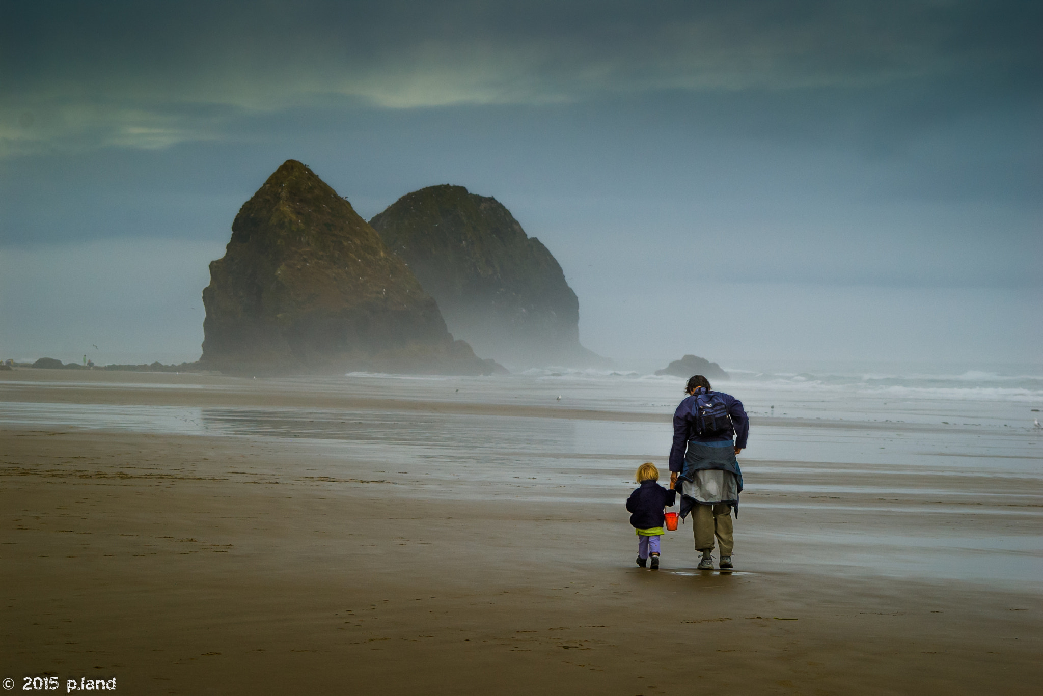 Pentax K100D + Sigma sample photo. Haystack rock, oregon coast photography