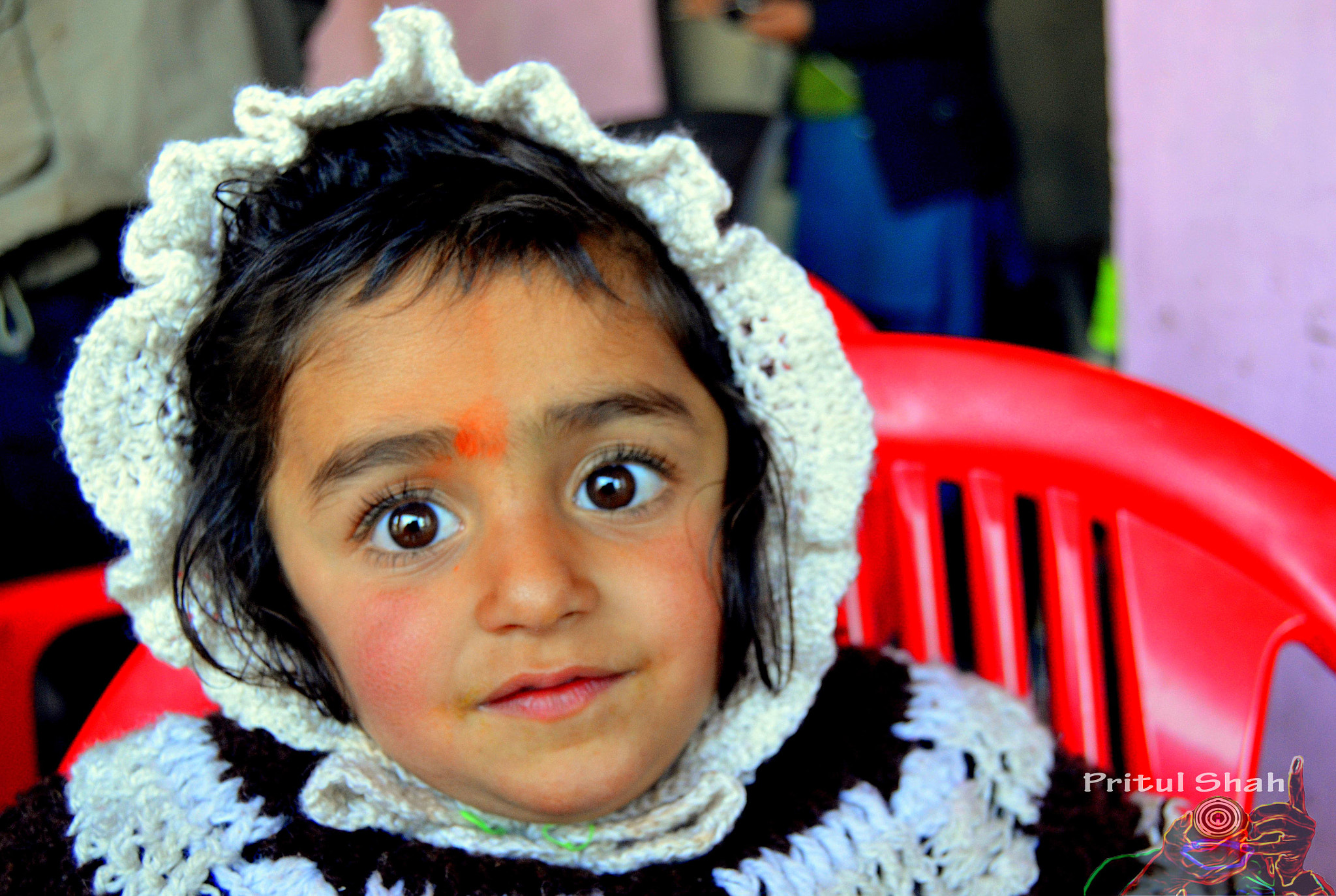 AF Nikkor 18mm f/2.8D sample photo. Cute baby girl #manali #himachalpradesh photography