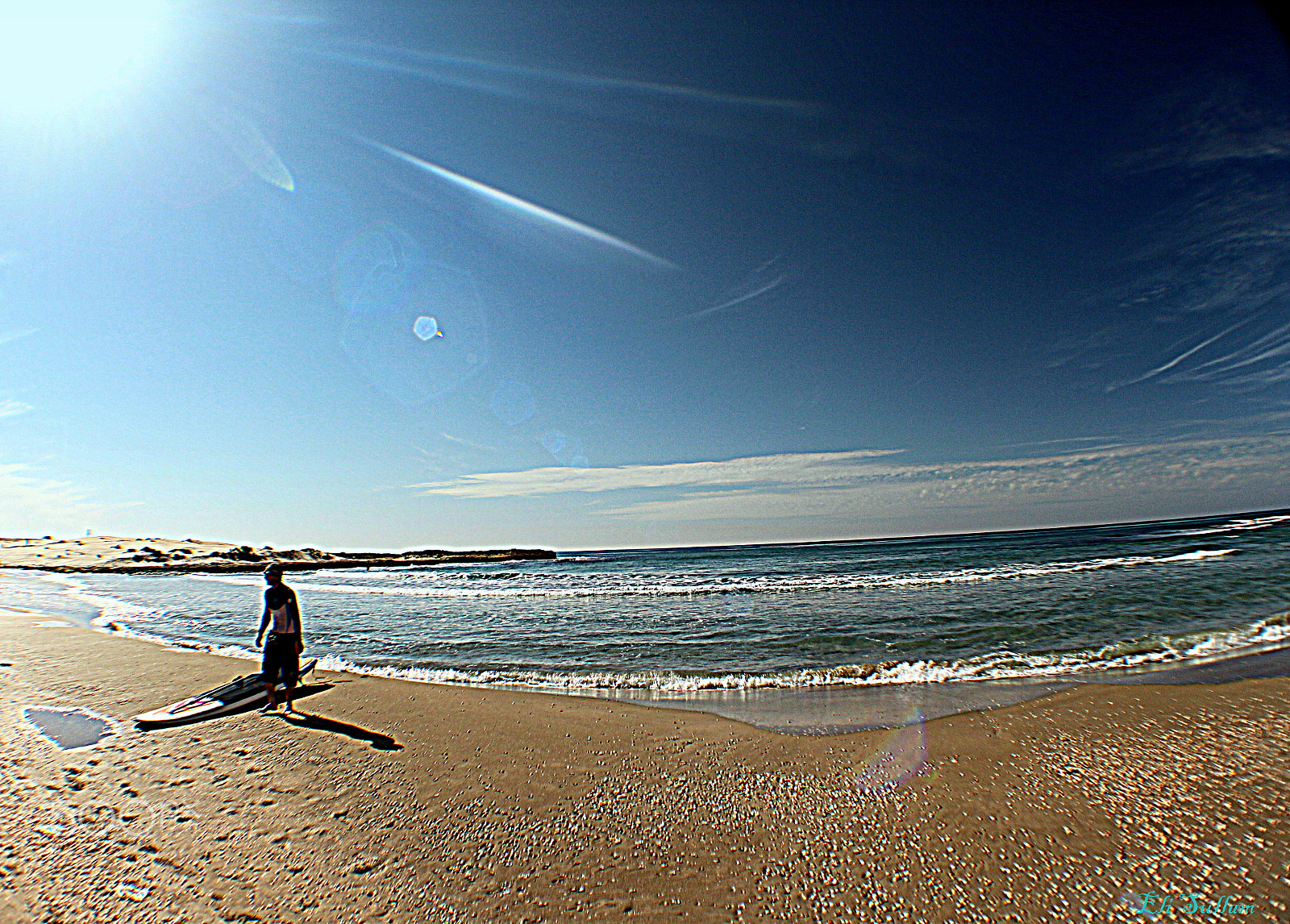 Canon EOS 700D (EOS Rebel T5i / EOS Kiss X7i) + Canon EF 28-105mm f/3.5-4.5 USM sample photo. Sun surf photography