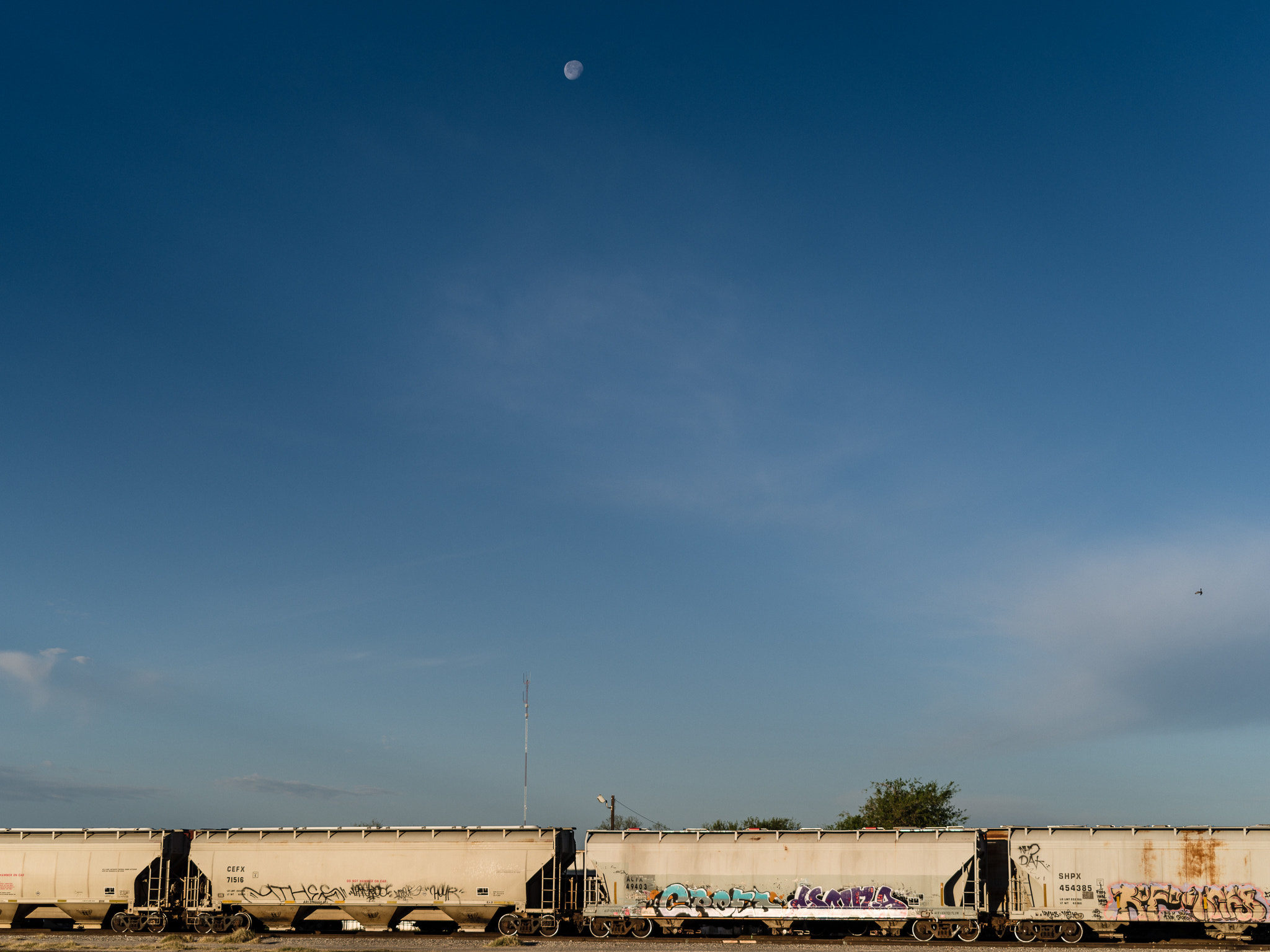 smc PENTAX-FA 645 80-160mm F4.5 sample photo. Laredo depot photography