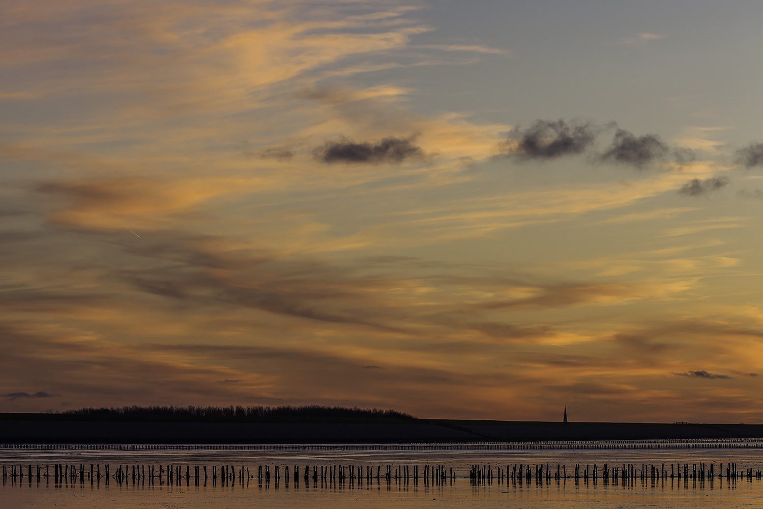 Canon EF 100-400mm F4.5-5.6L IS II USM sample photo. Sunset ternaard.jpg photography