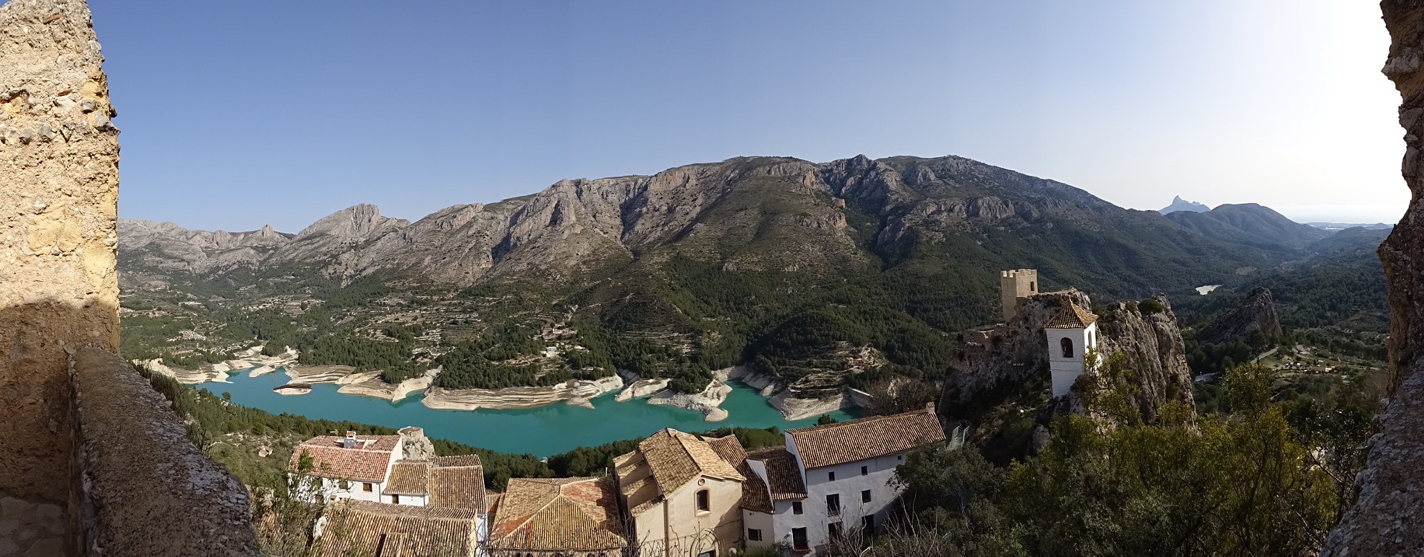 Sony DSC-HX60V + Sony 24-720mm F3.5-6.3 sample photo. Guadalest, pueblo medieval. photography