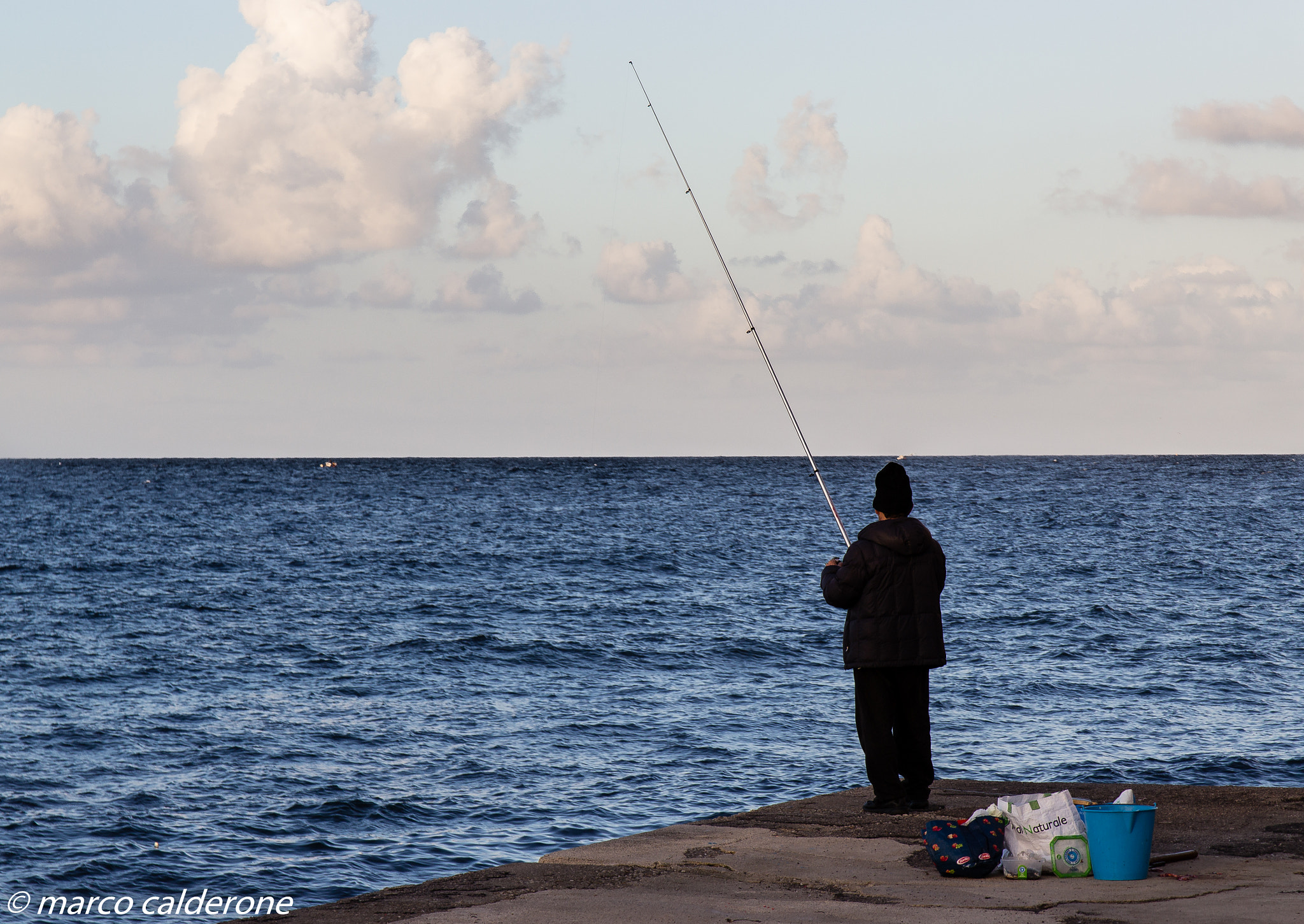 Canon EOS 600D (Rebel EOS T3i / EOS Kiss X5) + Canon EF 500mm F4L IS USM sample photo. Il pescatore photography