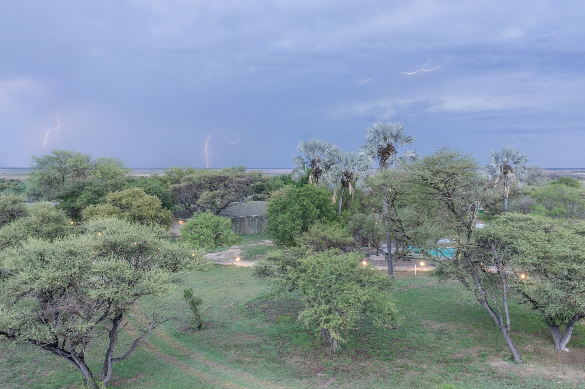 Pentax smc DA 21mm F3.2 AL Limited sample photo. Lightning @namutoni, etosha photography