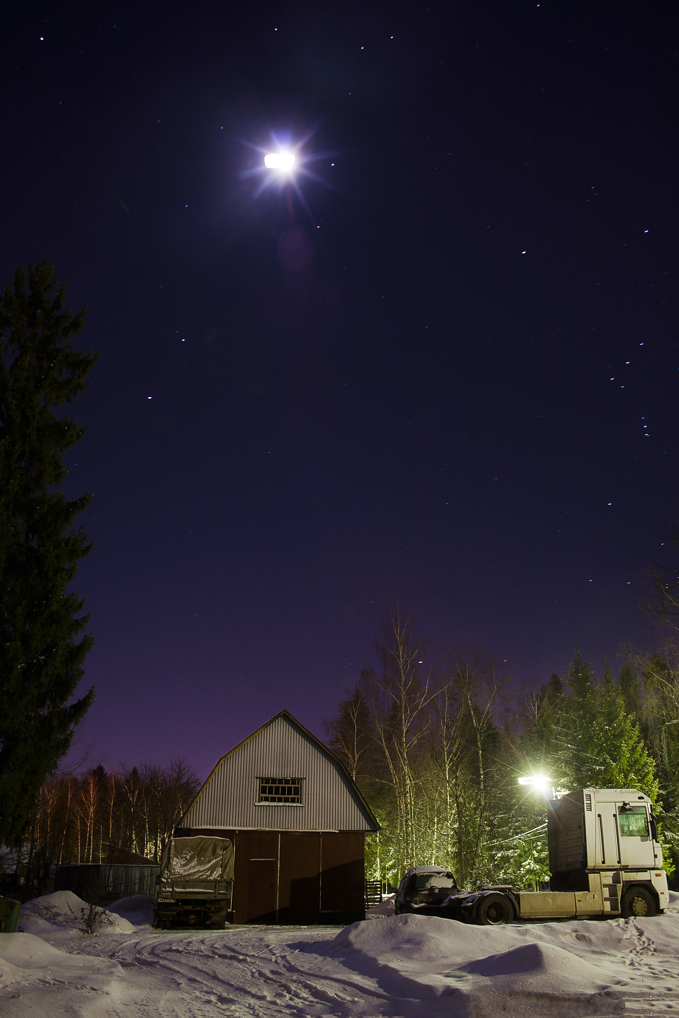 Canon EOS 5D + Canon EF 28-80mm f/3.5-5.6 USM IV sample photo. How beautiful is night photography