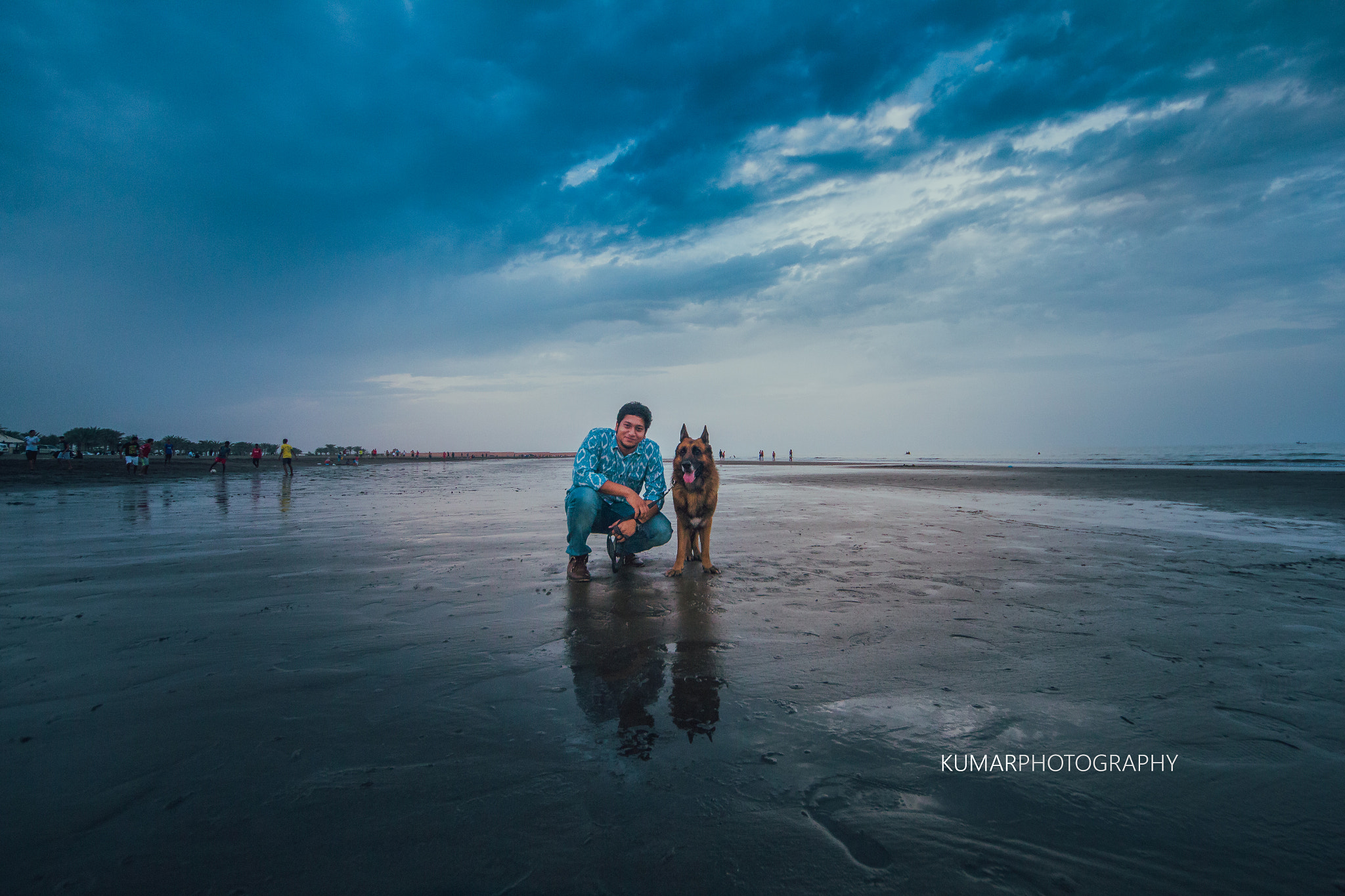 Sigma 8-16mm F4.5-5.6 DC HSM sample photo. The blue hour potrait photography