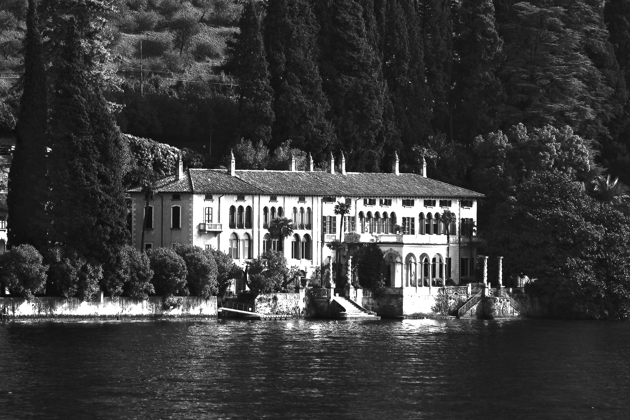 Sony SLT-A55 (SLT-A55V) sample photo. Villa at lake como photography