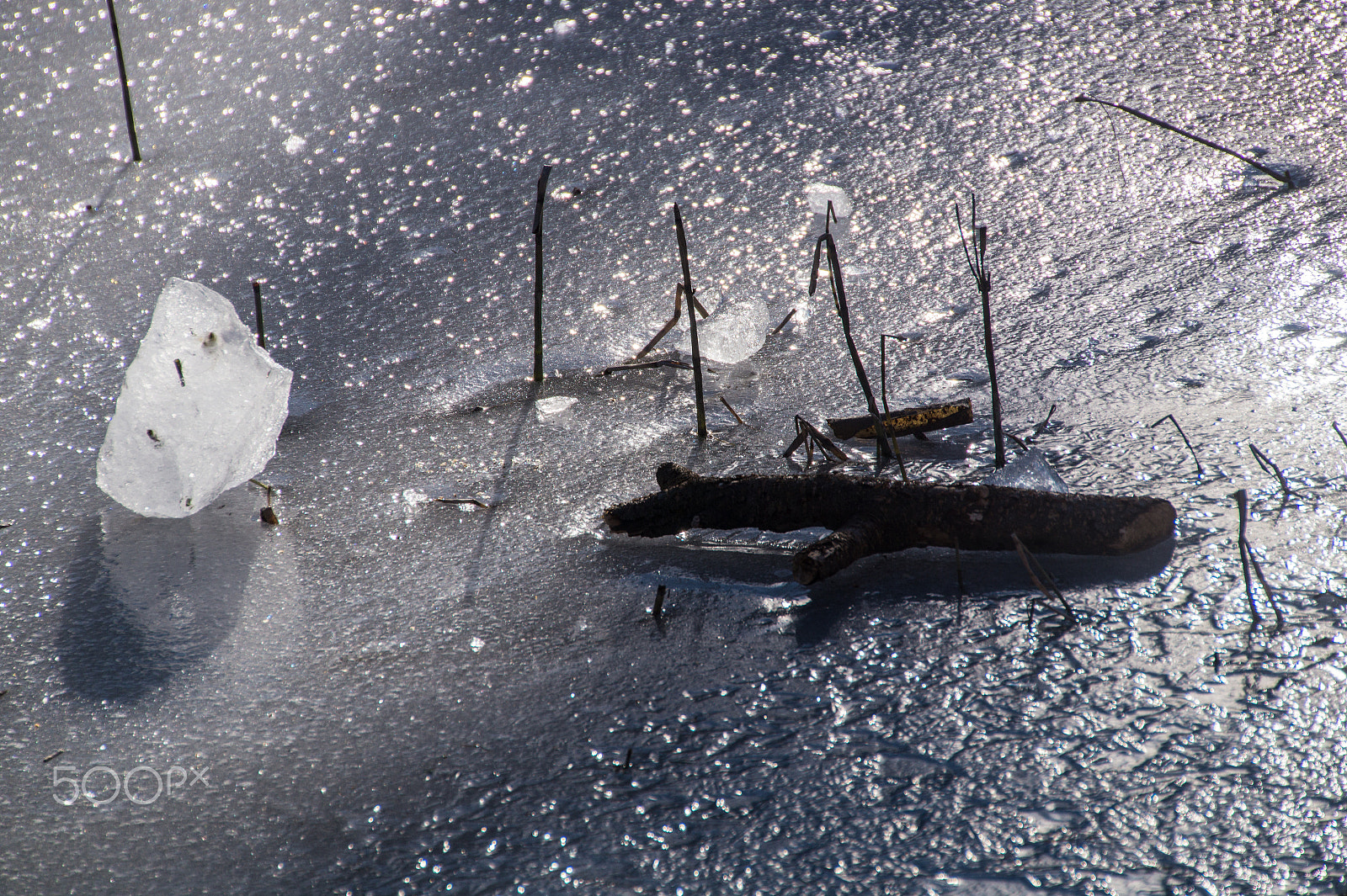 Tamron 18-270mm F3.5-6.3 Di II PZD sample photo. Small cube on a frozen lake photography