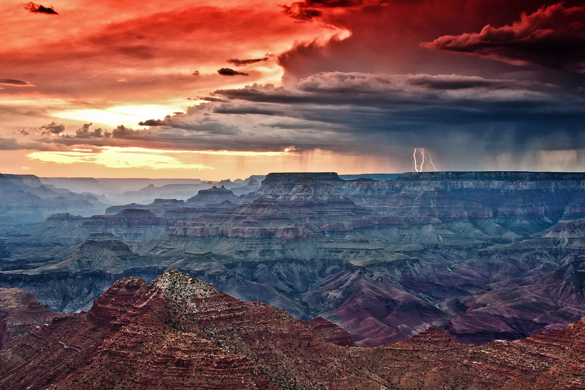 Tokina AF 193-2 19-35mm f/3.5-4.5 sample photo. Thunderstruck photography