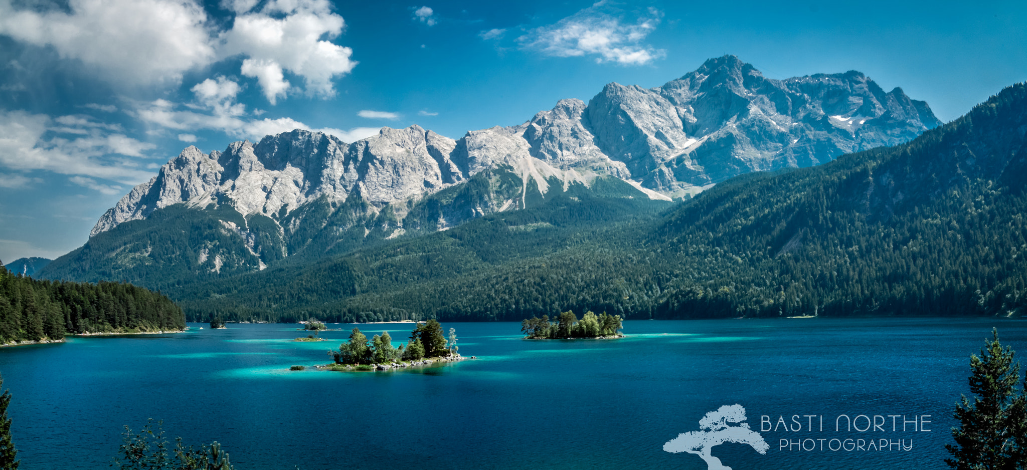 Samsung NX 18-200mm F3.5-6.3 ED OIS sample photo. Eibsee photography