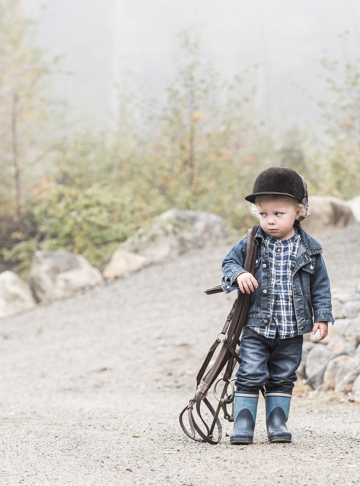 Sony ILCA-77M2 + 70-200mm F2.8 sample photo. Sad little rider. photography