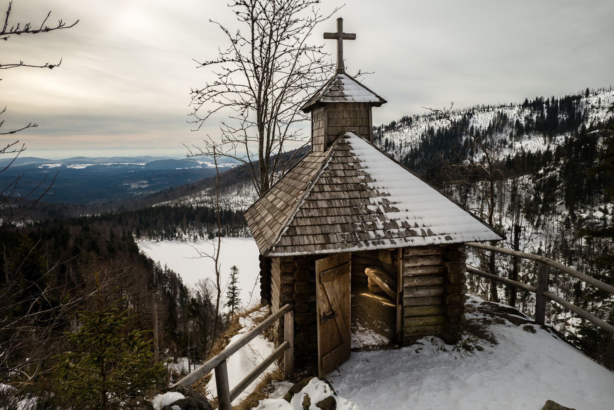 Elmarit-M 1:2.8/21 sample photo. Rachel-kapelle photography