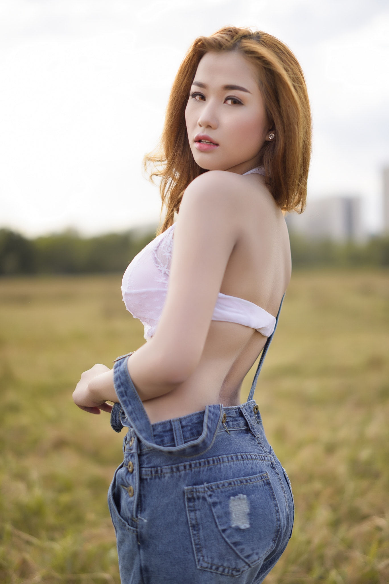 ZEISS Milvus 50mm F1.4 sample photo. Country girl photography