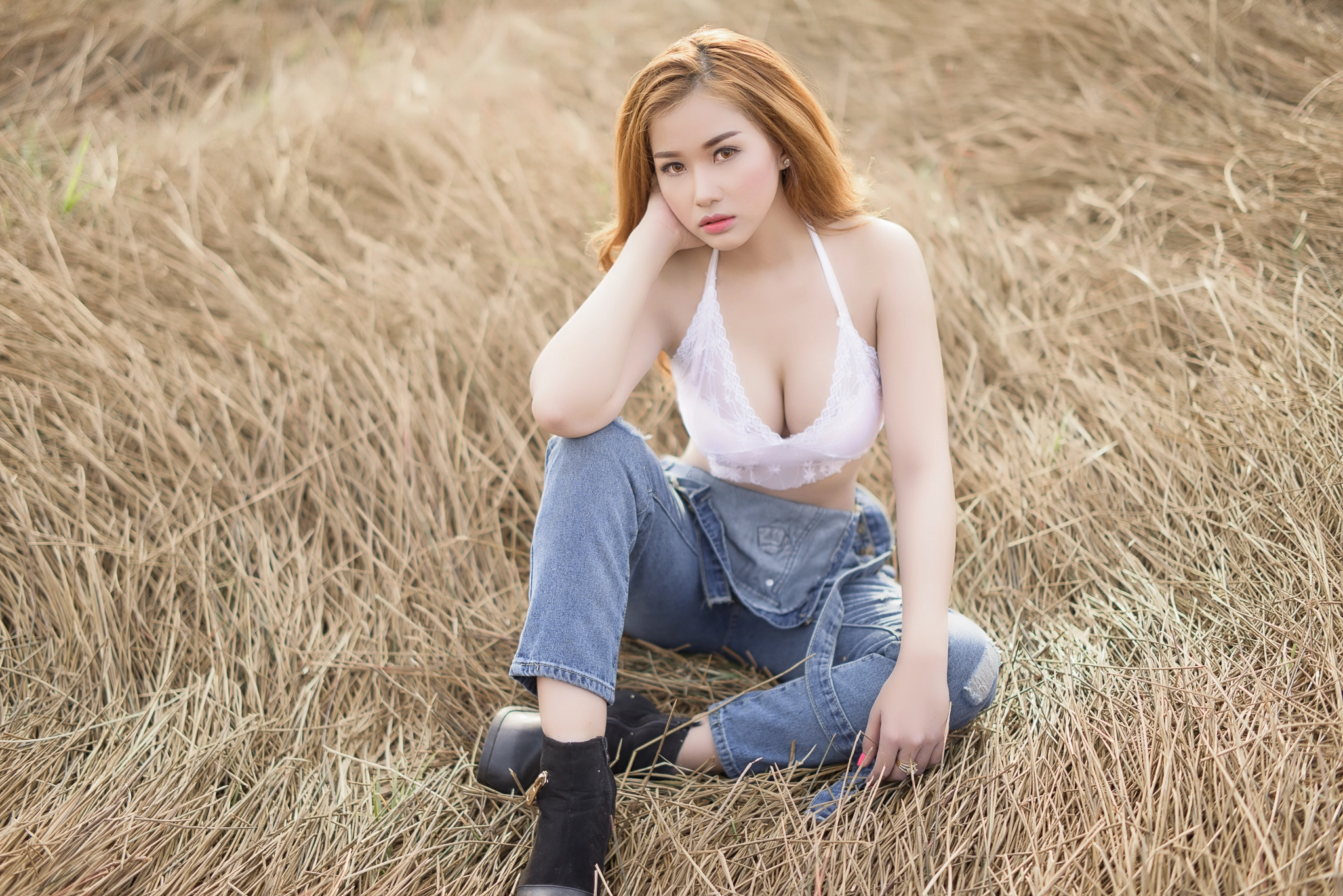 Nikon D810 + ZEISS Milvus 50mm F1.4 sample photo. Country girl photography