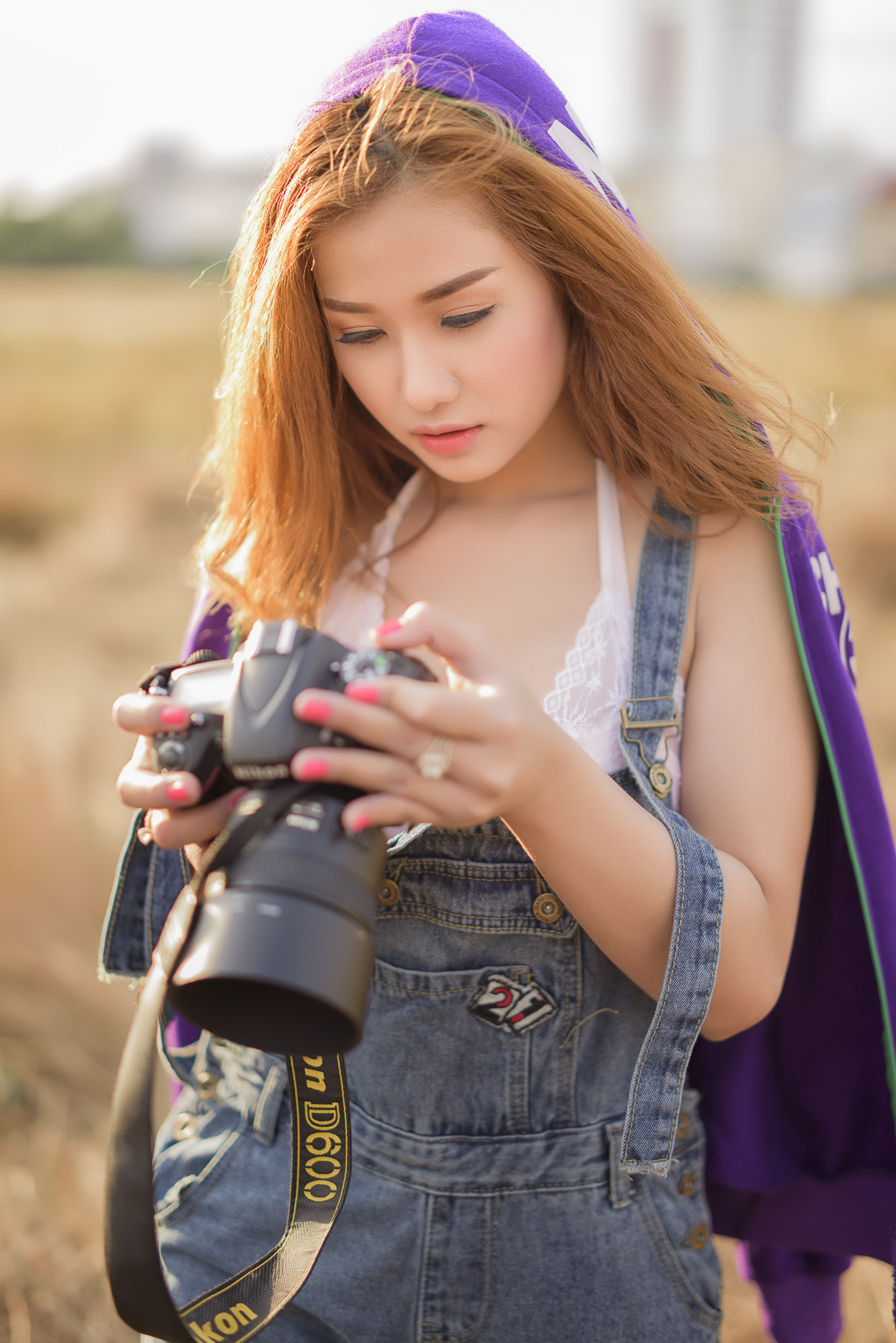 Nikon D810 + ZEISS Milvus 50mm F1.4 sample photo. Country girl photography