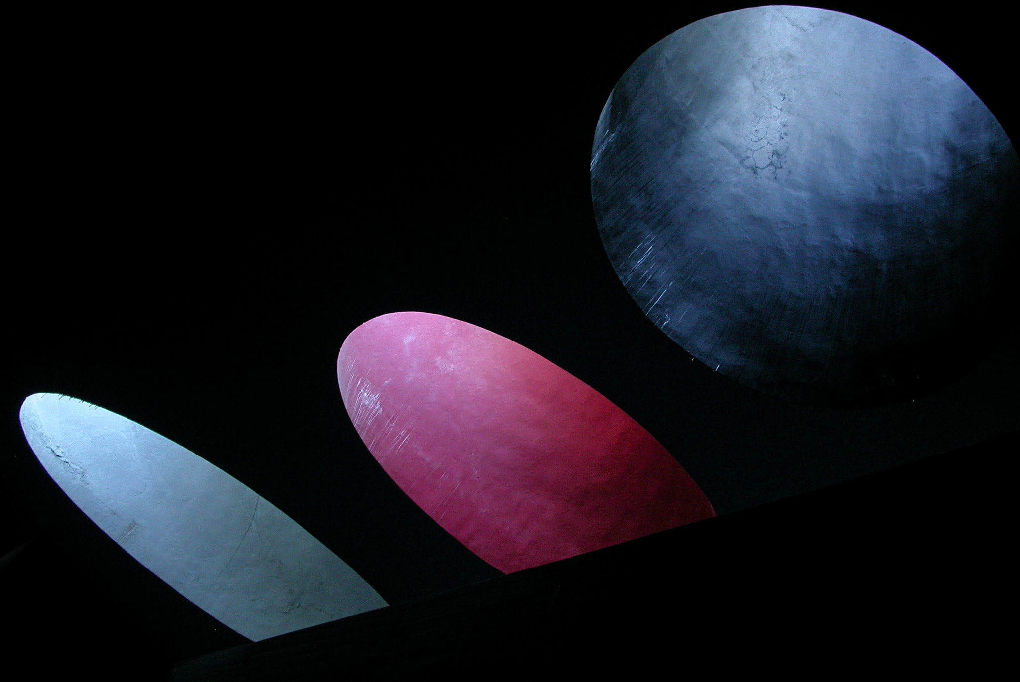Nikon E4500 sample photo. Corbu couleur photography