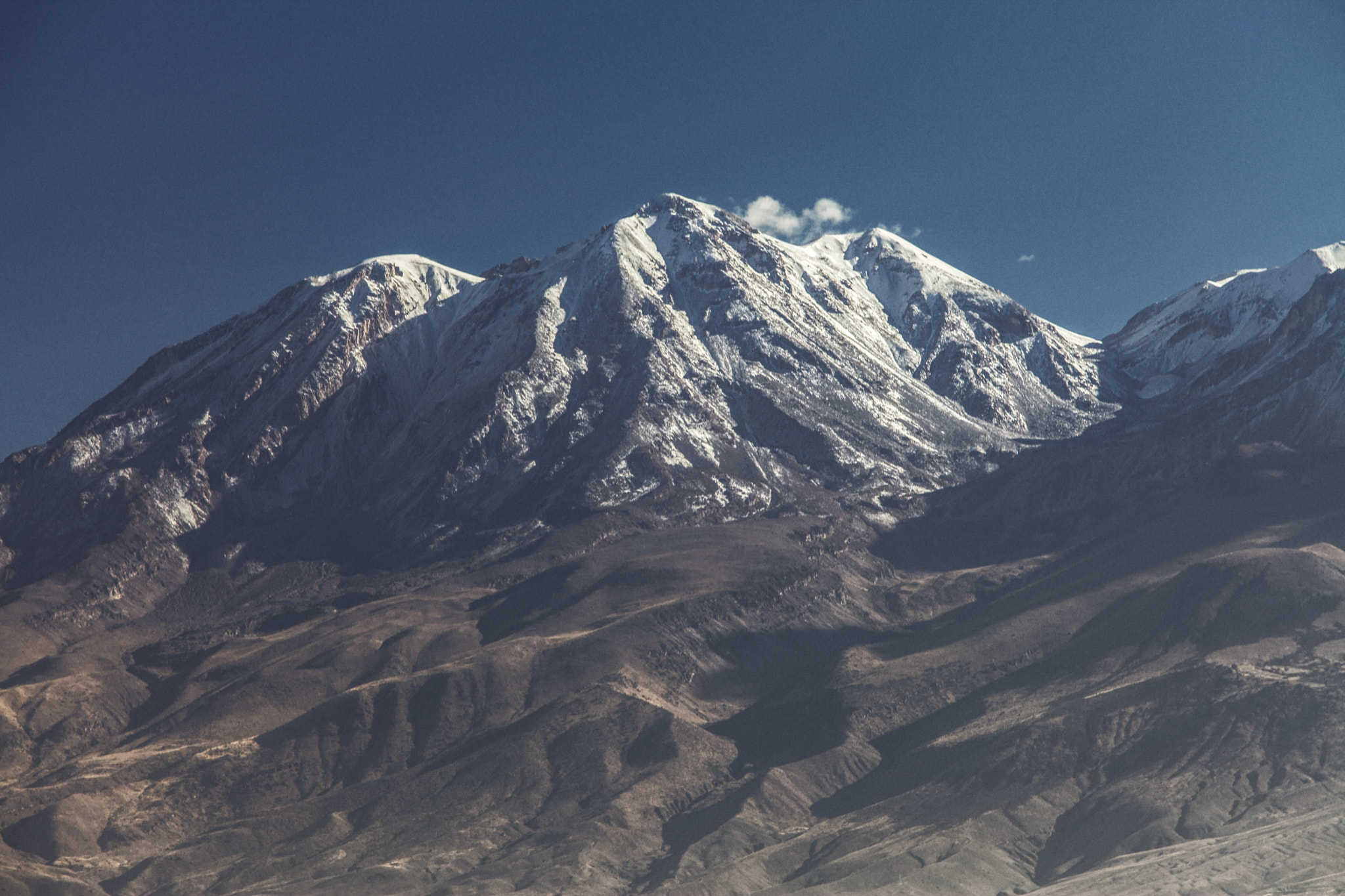 Canon EF 70-200mm F2.8L IS USM sample photo. Close up view of volcano chachani near city of arequipa, peru photography