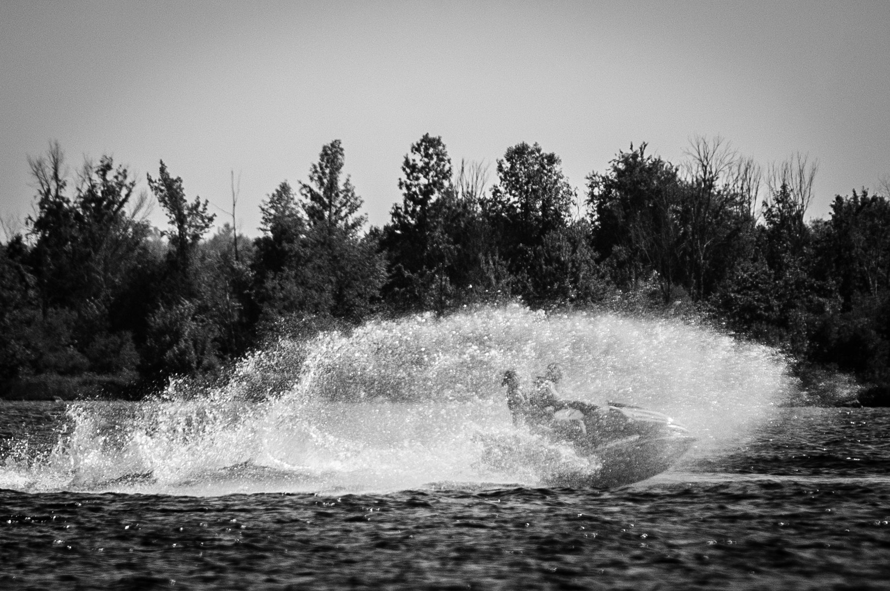 Sigma 70-200mm F2.8 EX DG Macro HSM II sample photo. Fun on the water photography