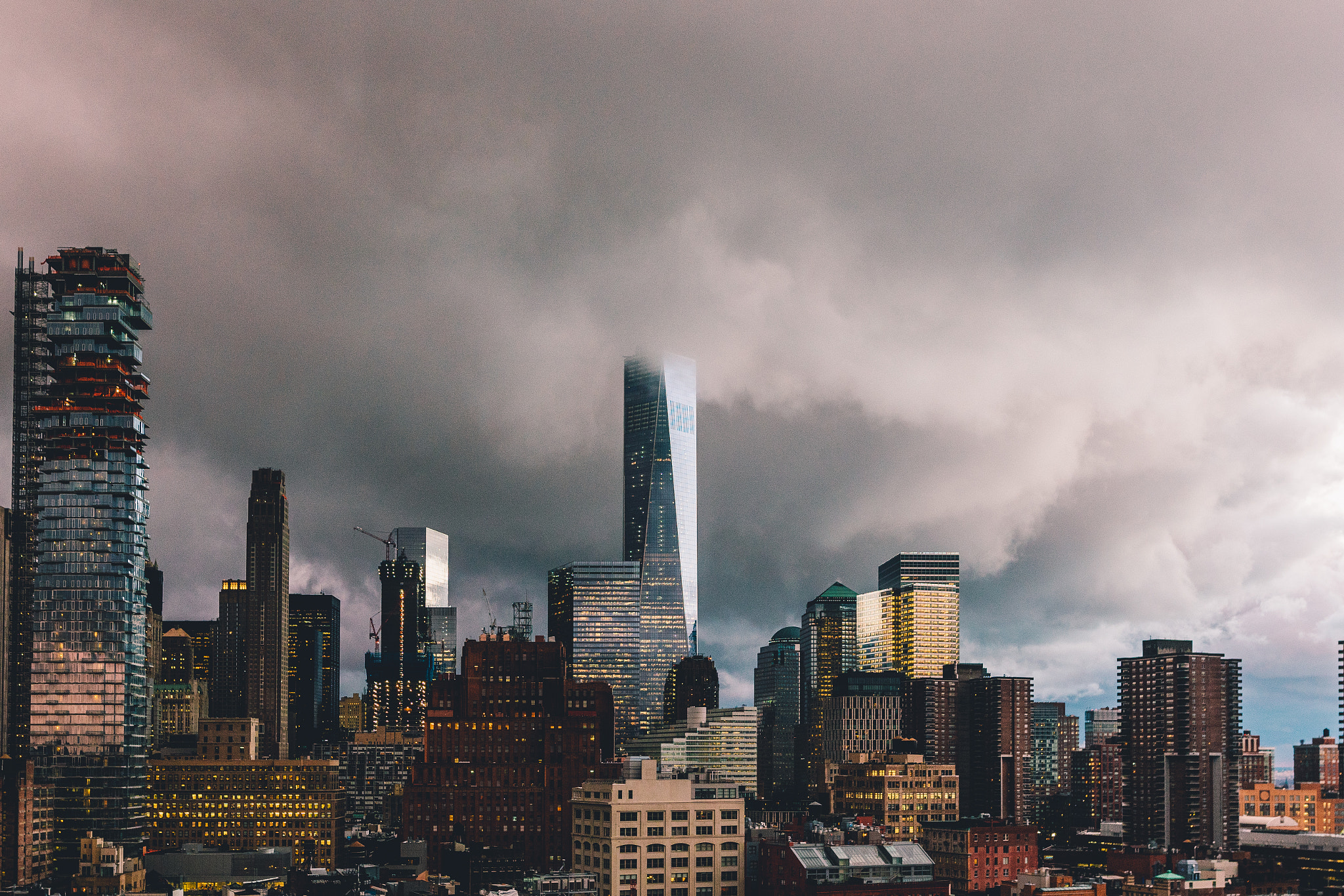 Sony a7R II + Sigma 24mm F1.4 DG HSM Art sample photo. Cloudy with a chance of meatballs photography