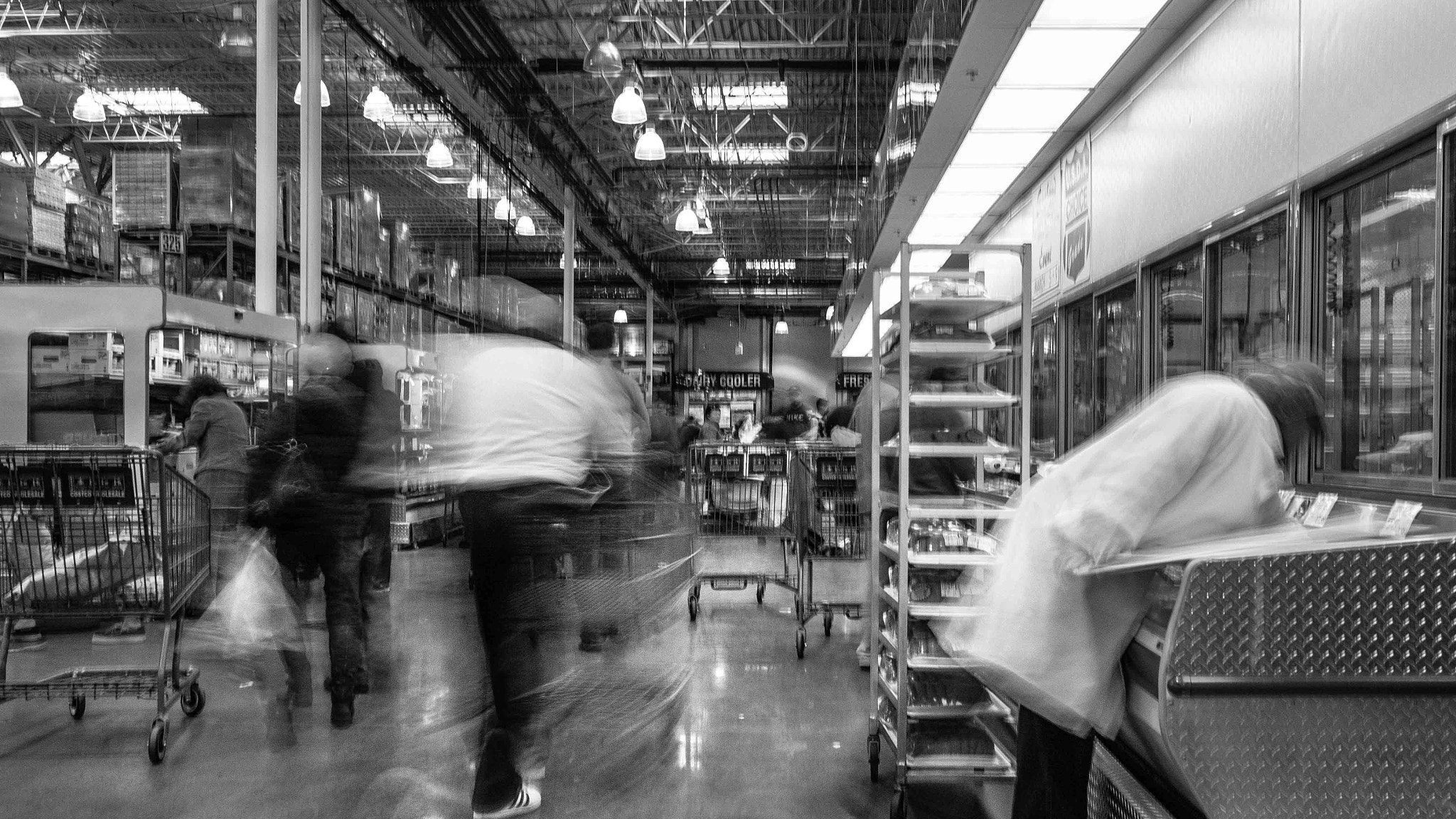Fujifilm X-E1 + Fujifilm XF 23mm F1.4 R sample photo. Costco in motion 2 photography