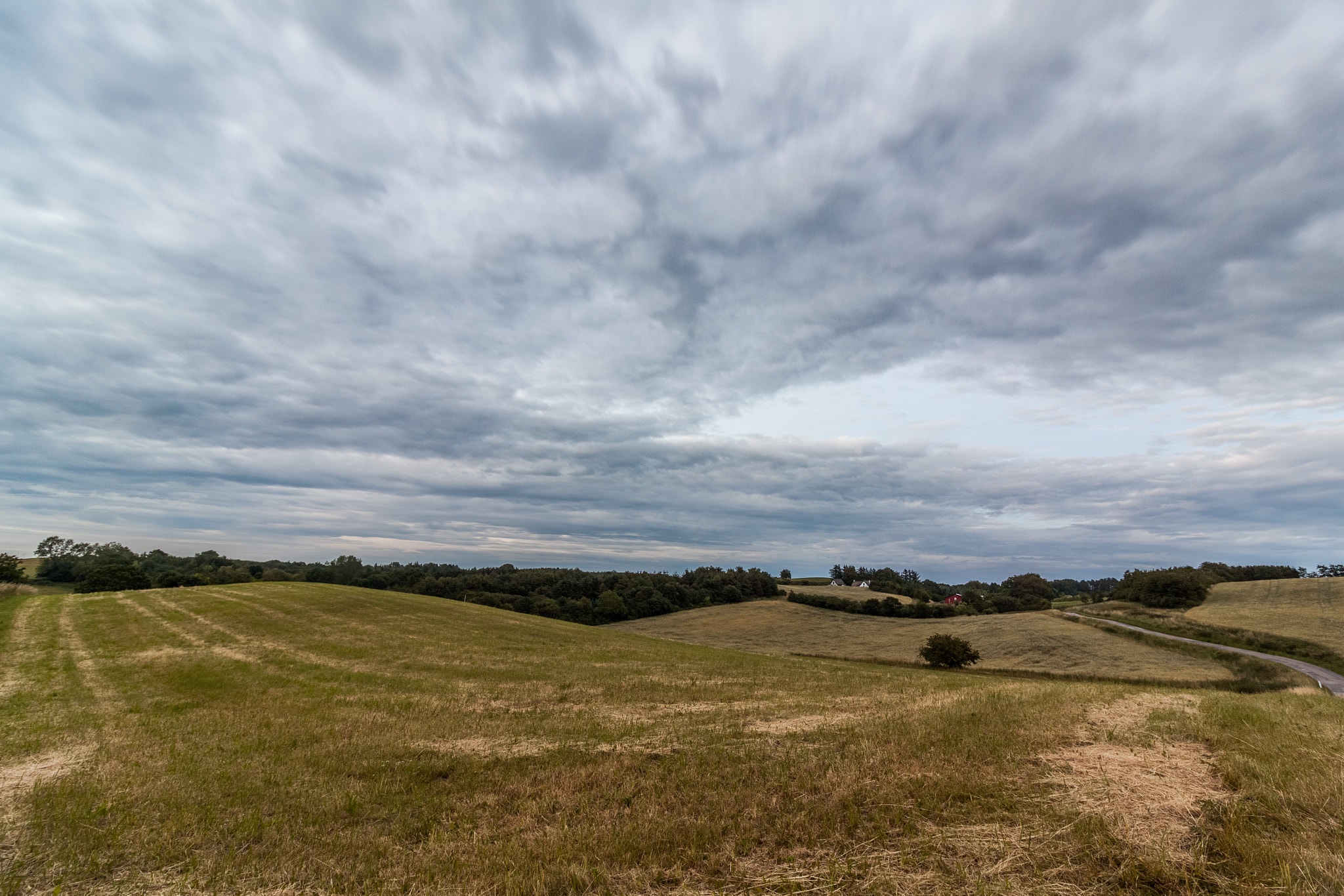 Canon EF-S 10-18mm F4.5–5.6 IS STM sample photo. Hdr photography