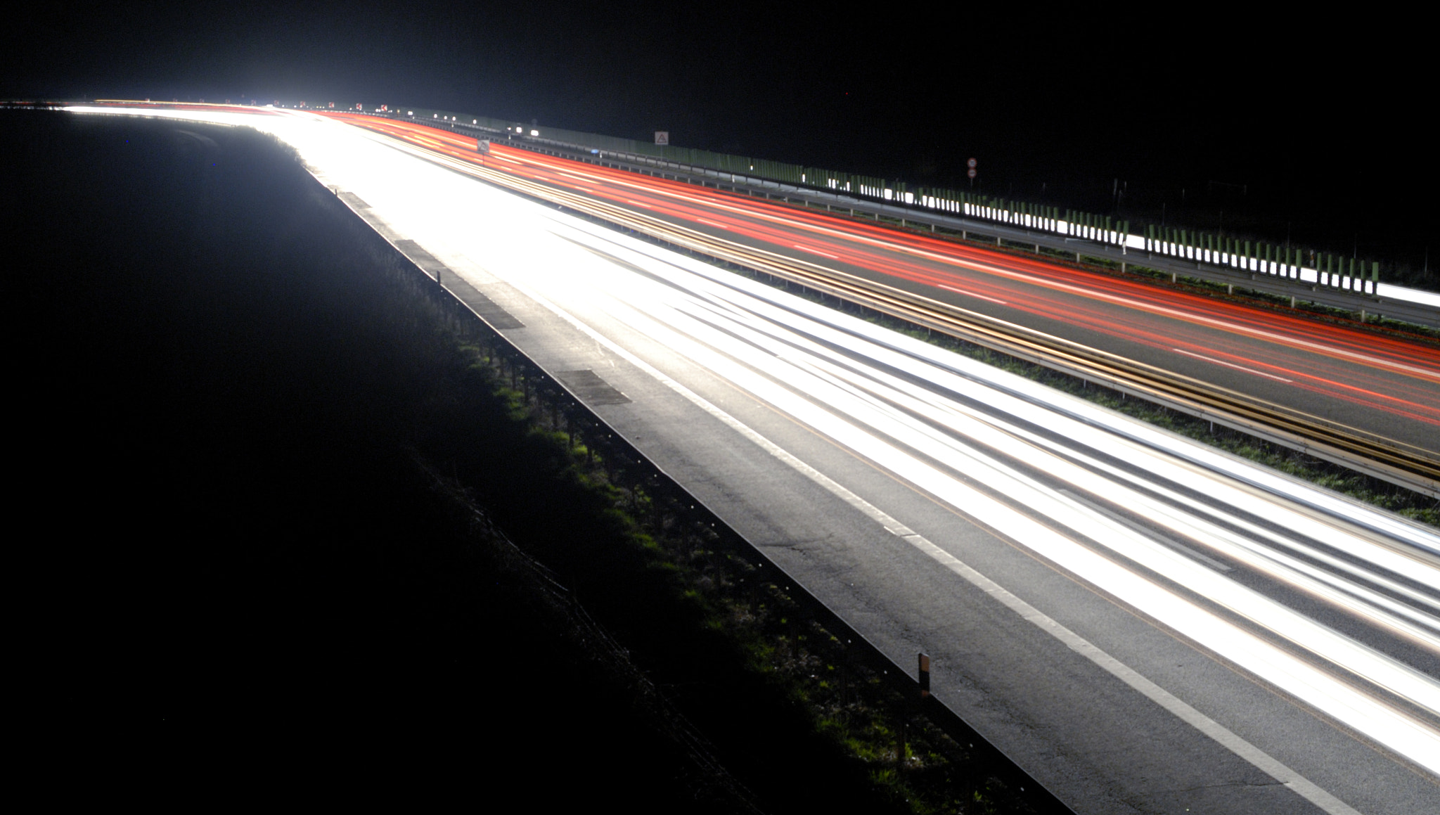 AF Zoom-Nikkor 28-80mm f/3.3-5.6G sample photo. Lichtgeschwindigkeit photography