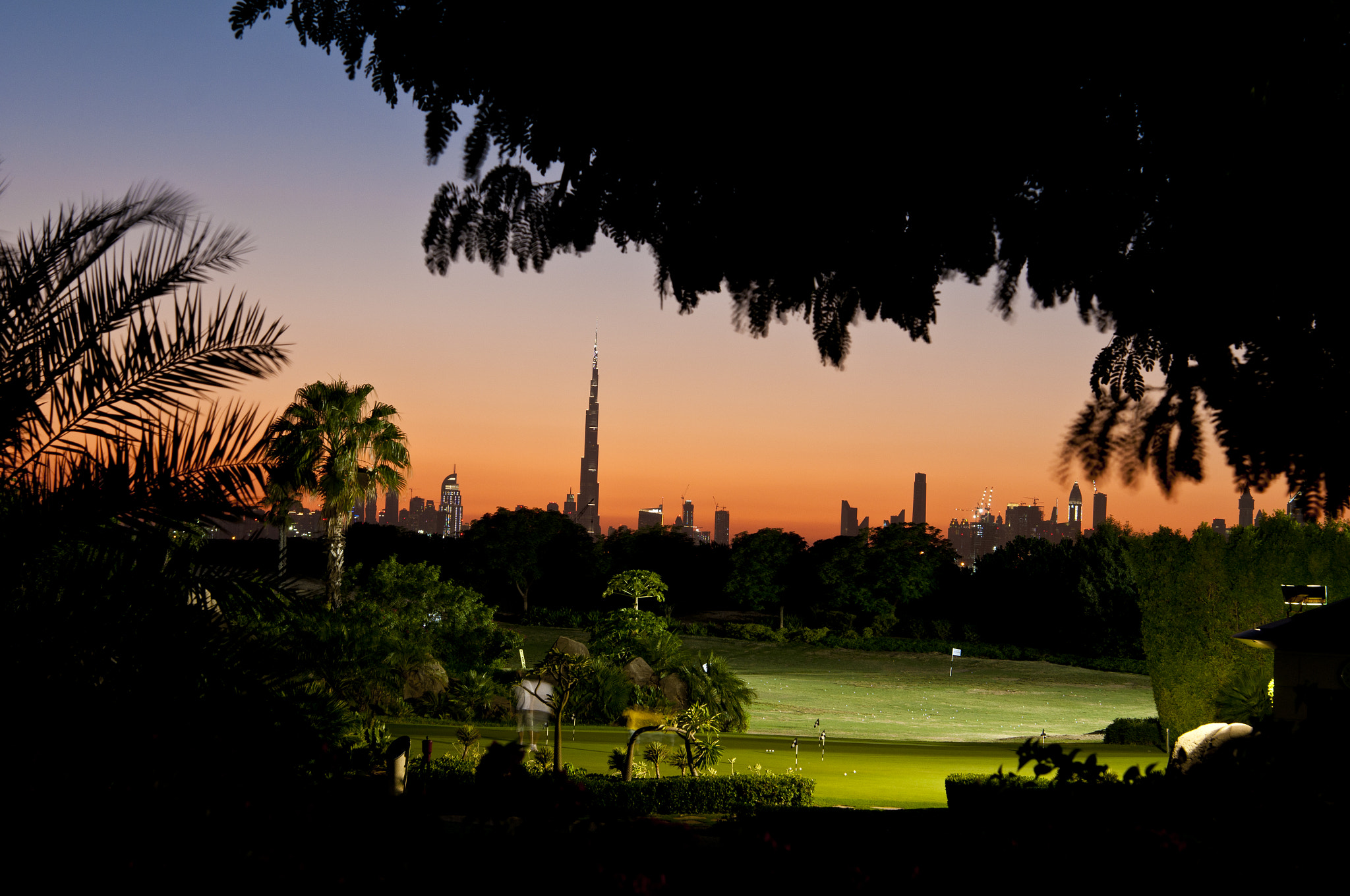 Nikon AF Nikkor 24-85mm F2.8-4D IF sample photo. Dubai skyline photography