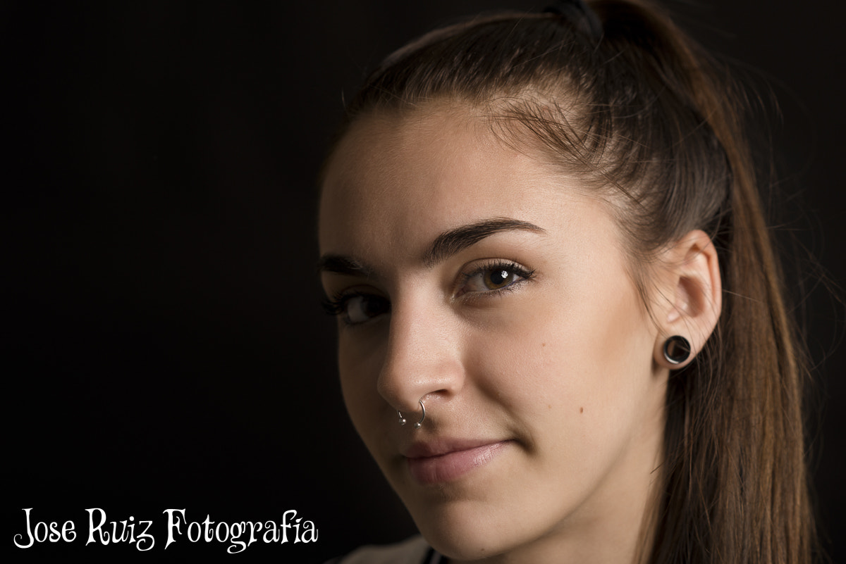 Nikon D610 + Nikon AF Nikkor 105mm F2D DC sample photo. Editar photography