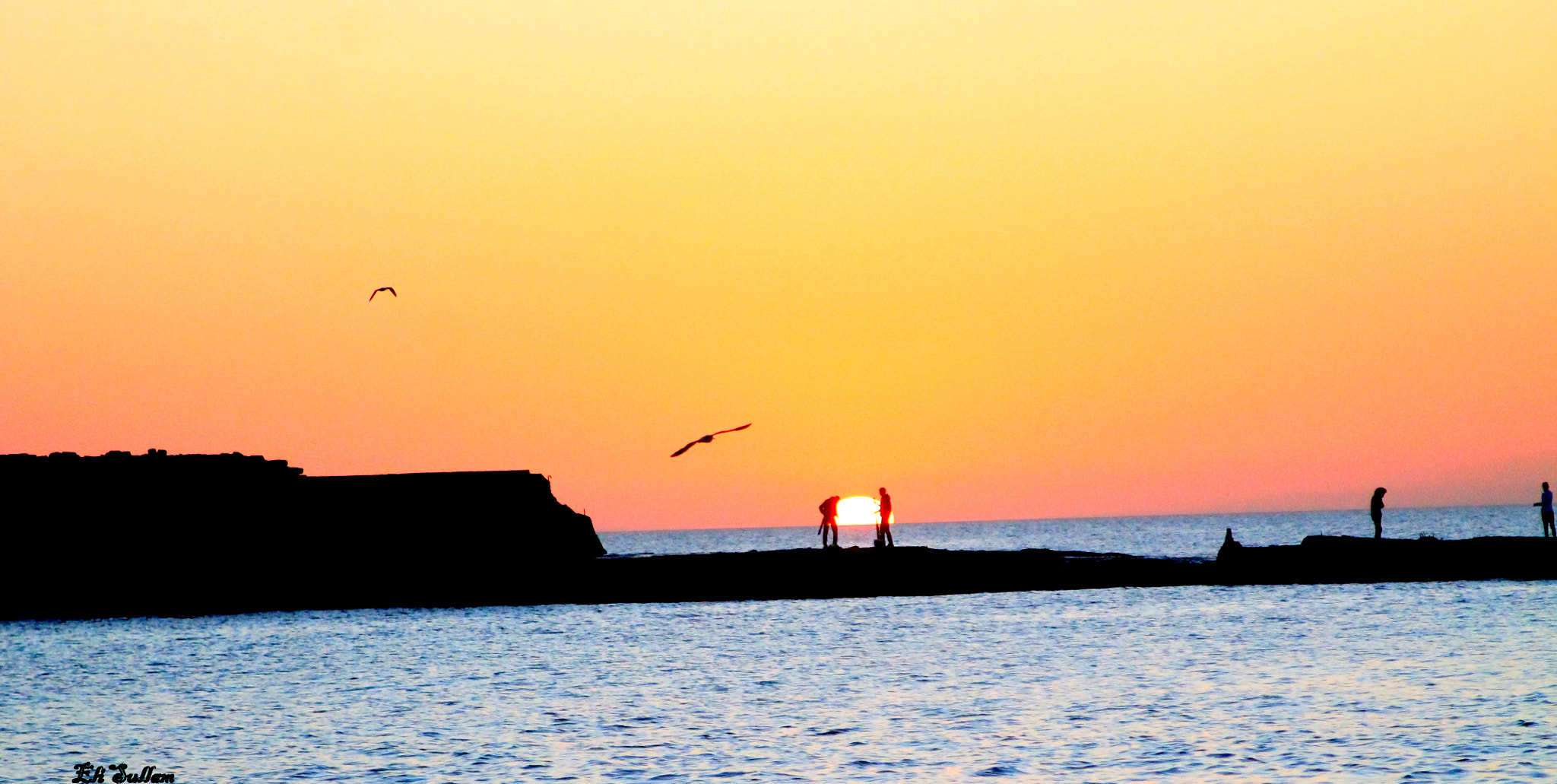 Canon EF 28-105mm f/3.5-4.5 USM sample photo. Sunset photography
