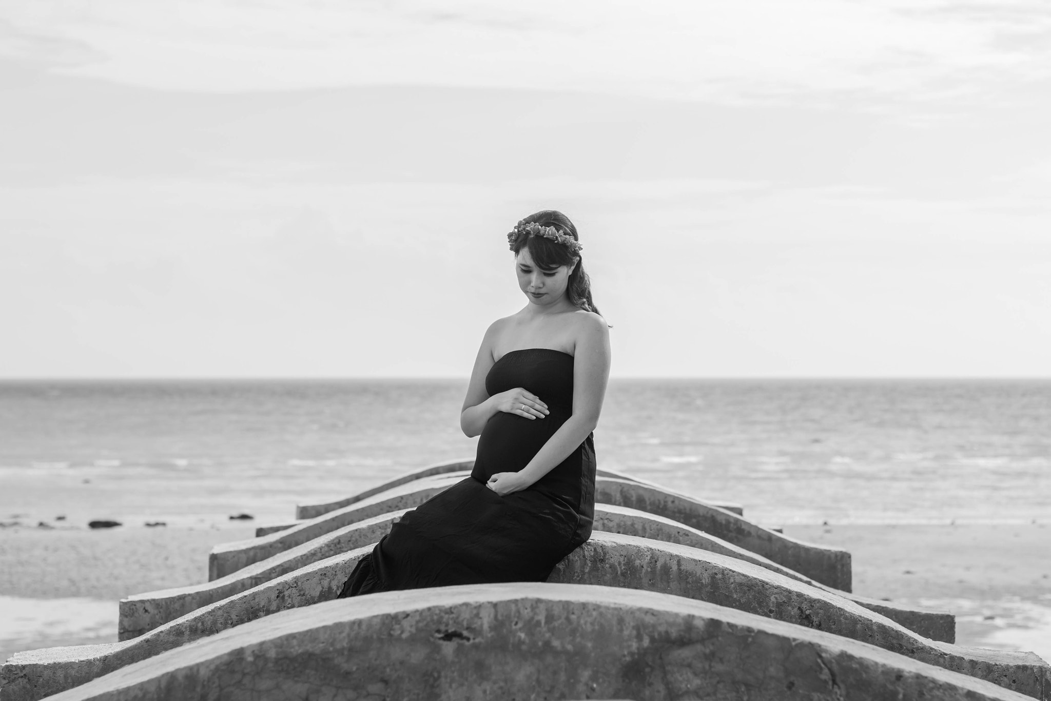 Canon EOS 70D + ZEISS Milvus 50mm F1.4 sample photo. Maternity photography