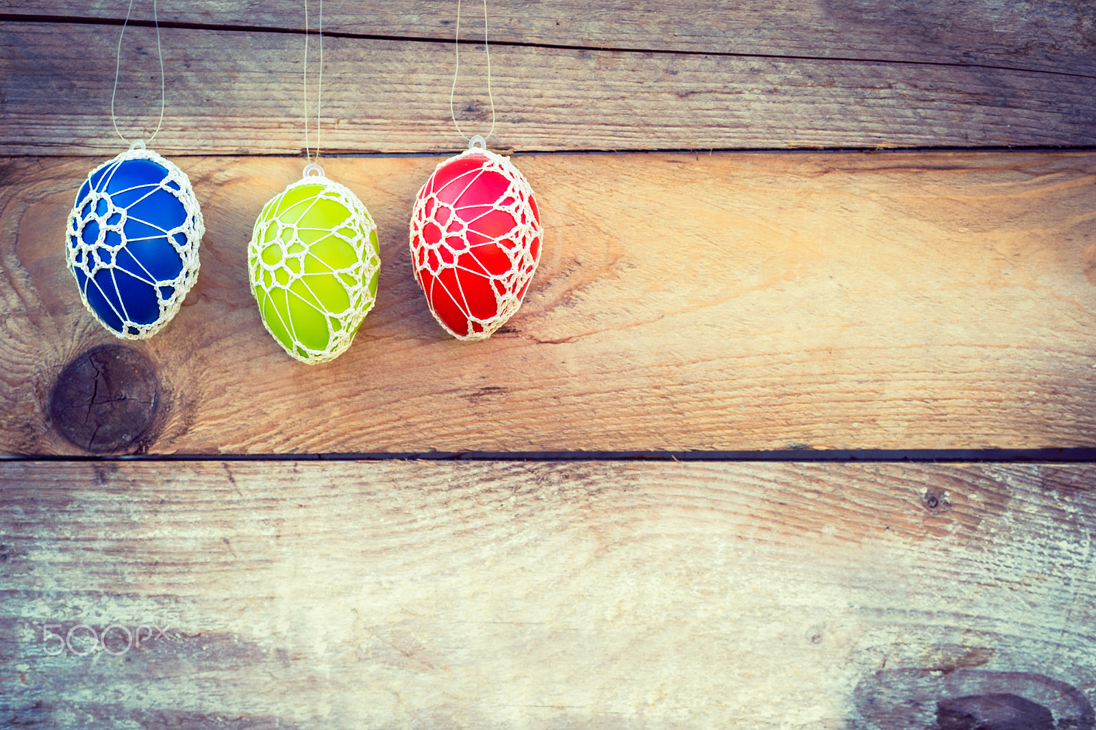 Nikon D4S + Sigma 70mm F2.8 EX DG Macro sample photo. Colorful easter eggs on wooden background photography