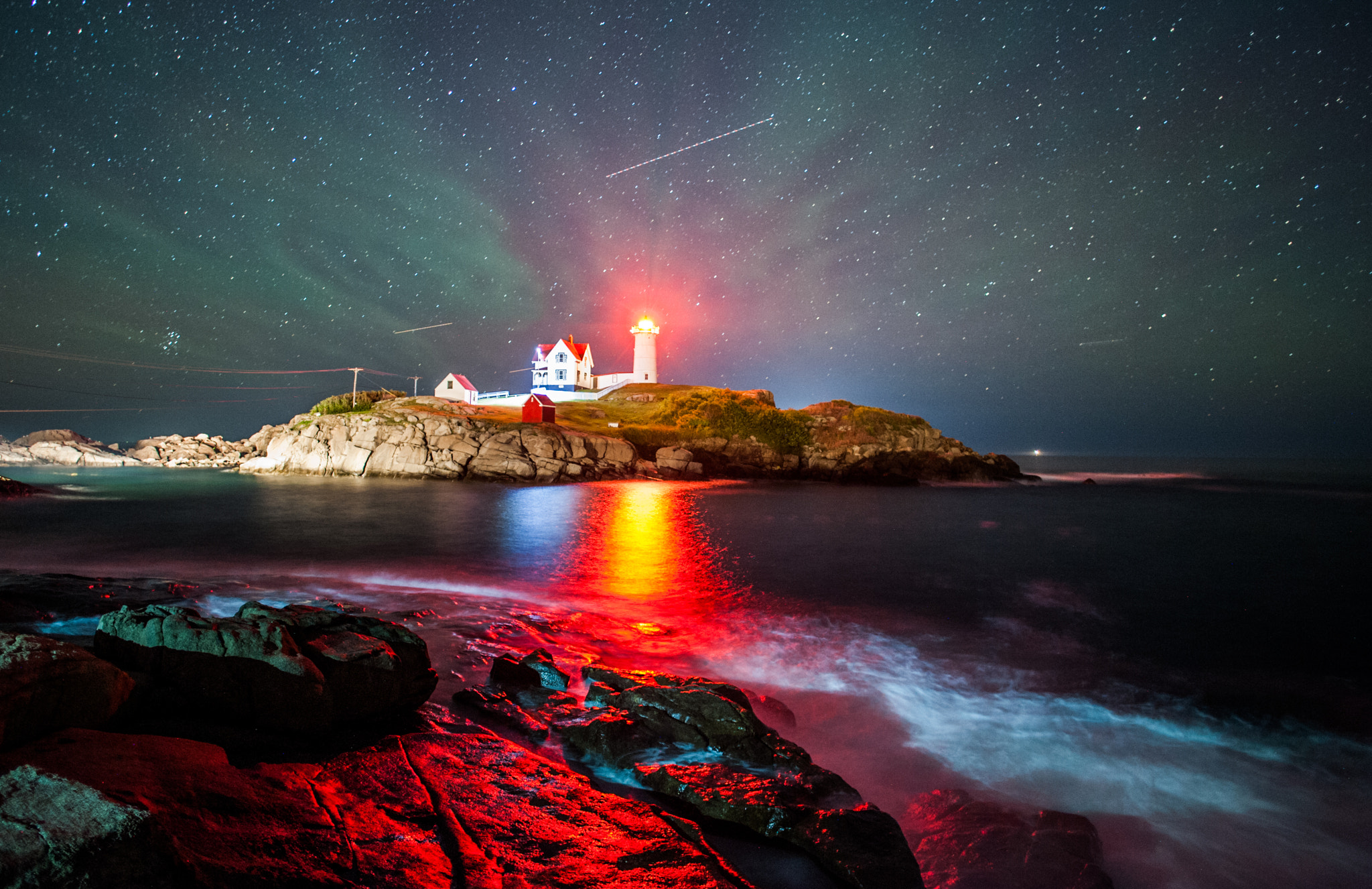 Nikon D700 + Nikon AF-S Nikkor 20mm F1.8G ED sample photo. Nubble lighthouse photography