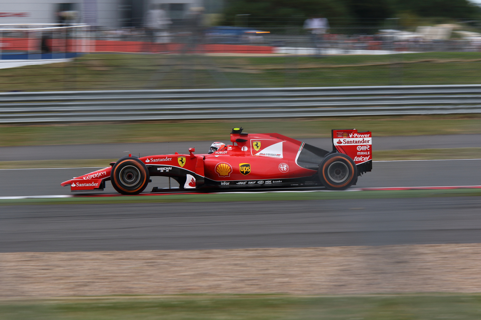 Canon EF 70-200mm F4L IS USM sample photo. F1 silverstone photography