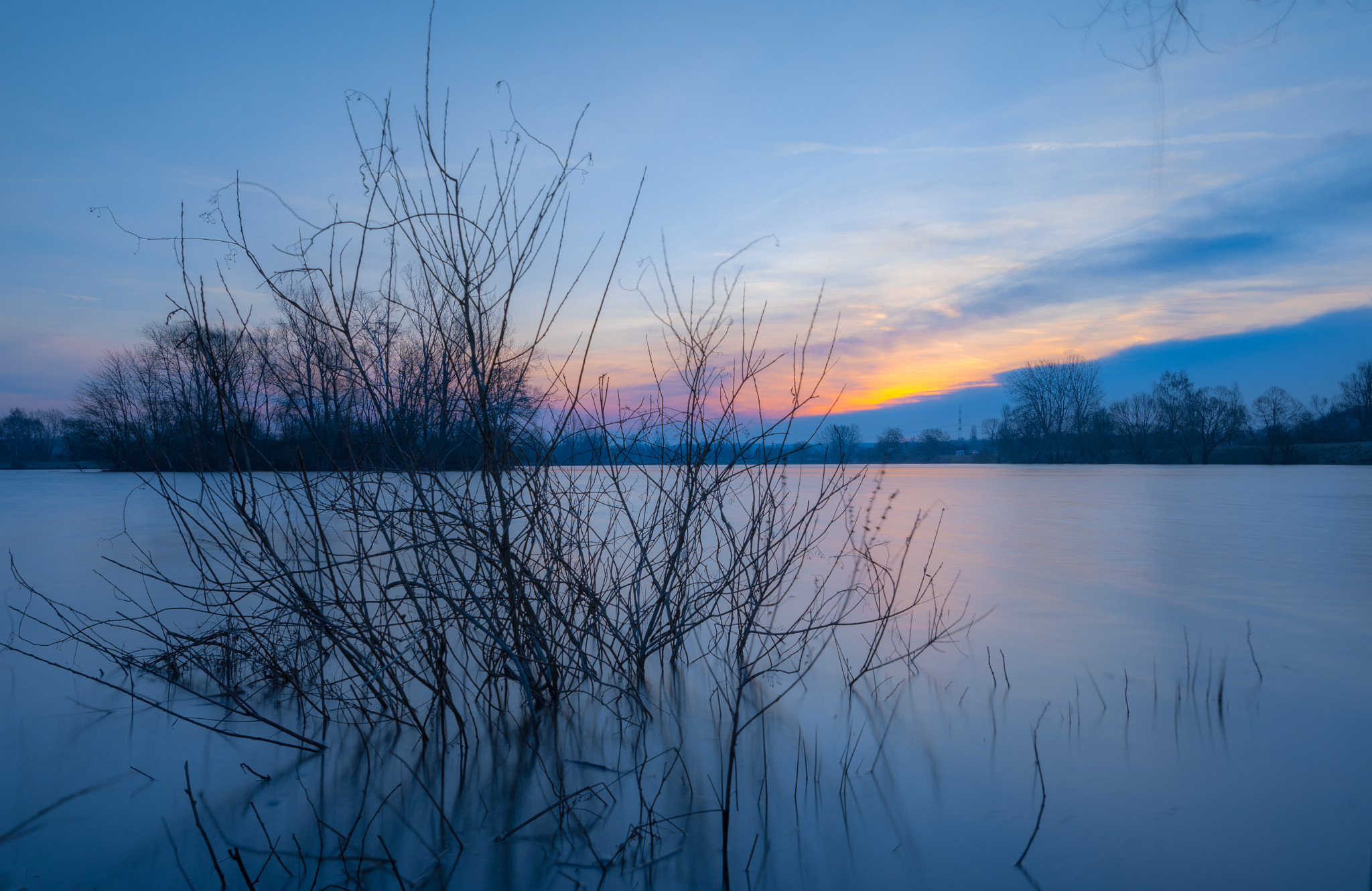Nikon AF-S Nikkor 16-35mm F4G ED VR sample photo. Blue sky photography