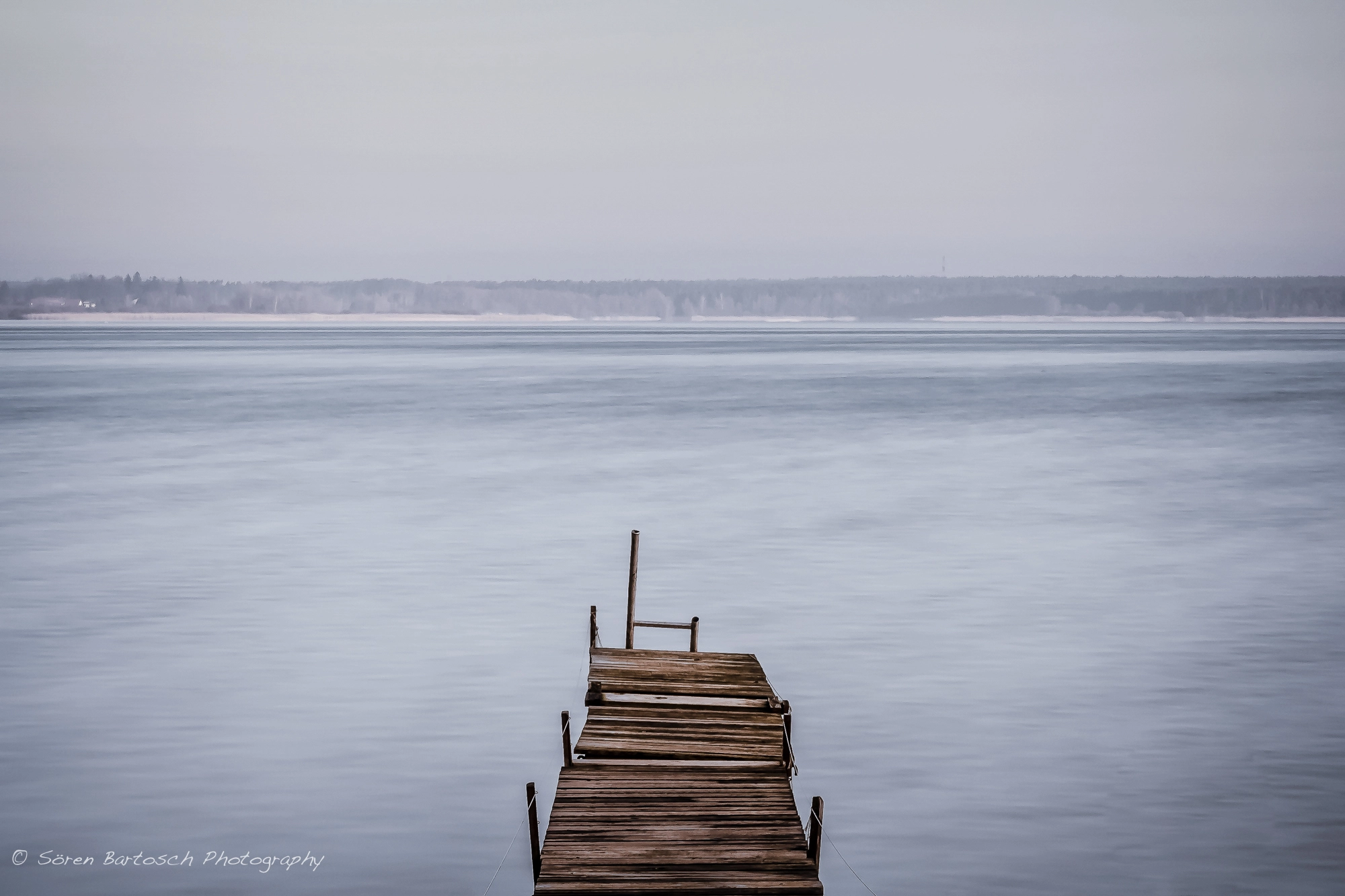 Tamron SP AF 17-50mm F2.8 XR Di II LD Aspherical (IF) sample photo. The abandoned pier photography