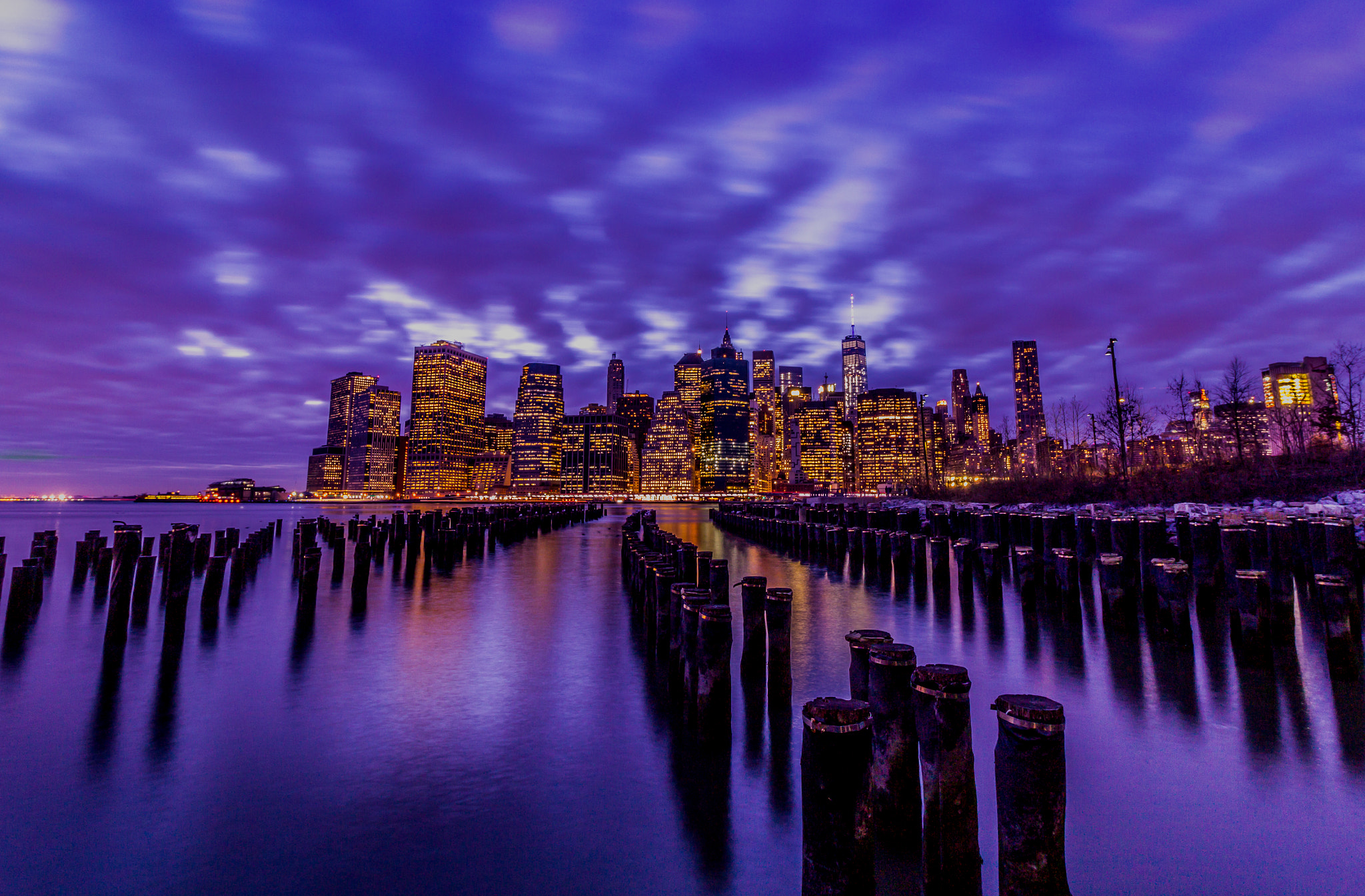 Canon EF-S 10-18mm F4.5–5.6 IS STM sample photo. Manhattan seen from brooklyn bridge park photography