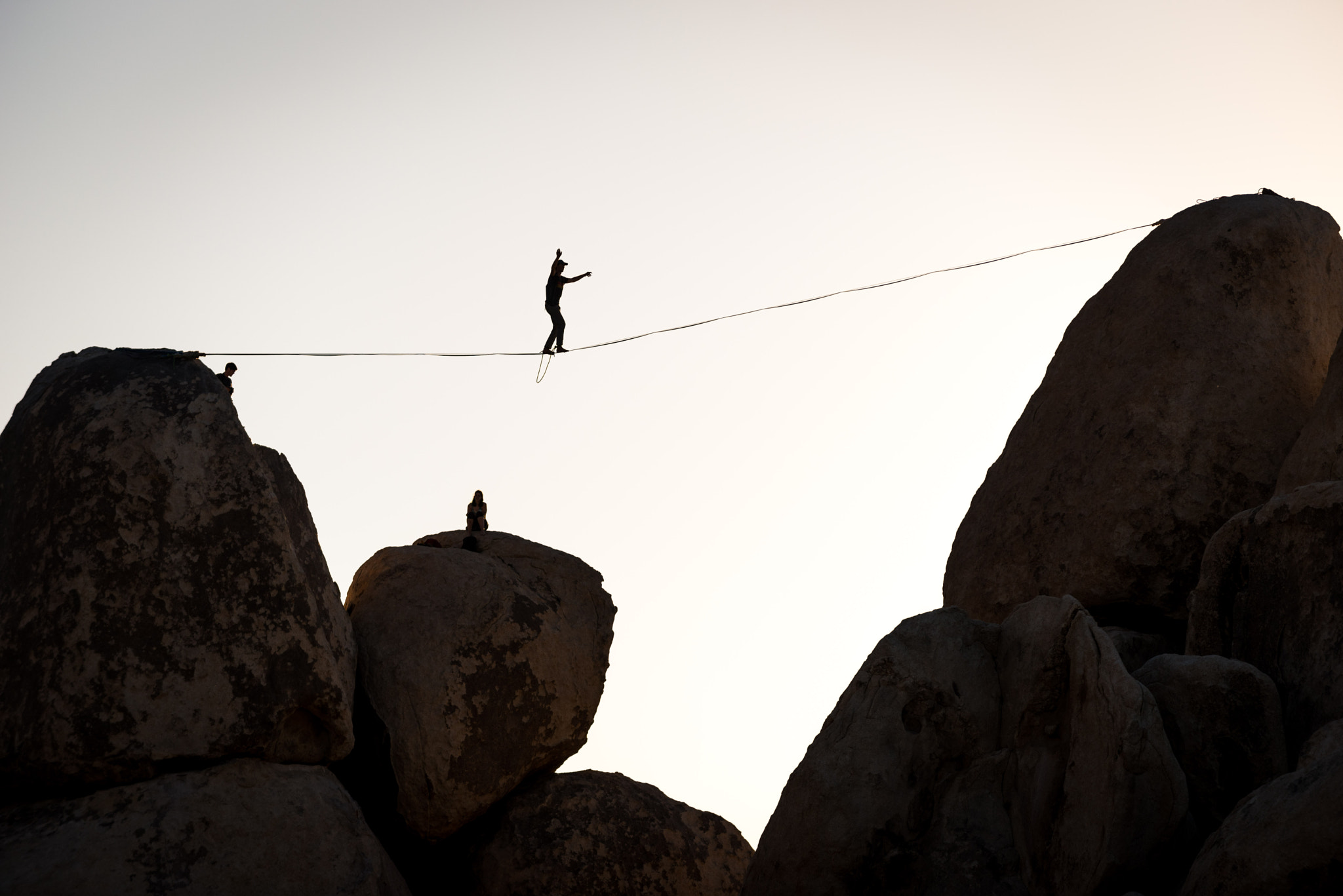 AF-S Zoom-Nikkor 80-200mm f/2.8D IF-ED sample photo. Slackliner in joshua tree photography