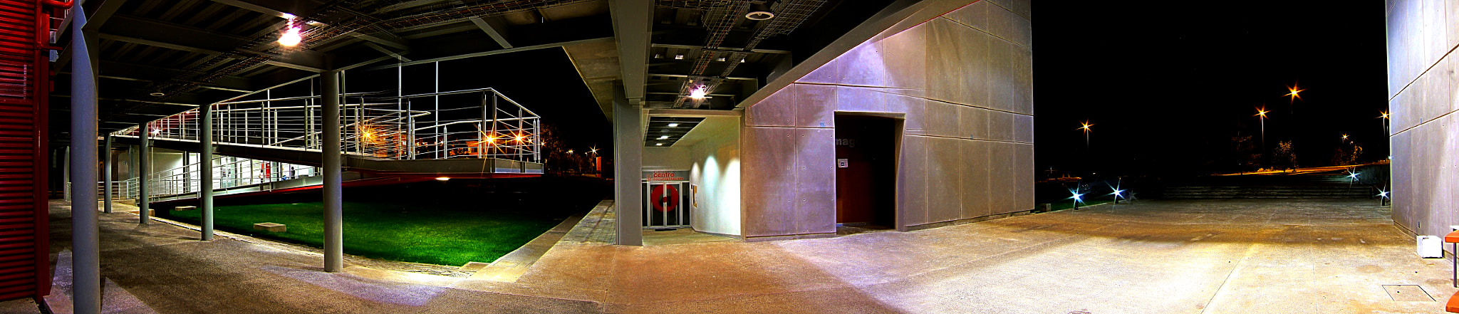 Fujifilm FinePix E550 sample photo. Unam photography