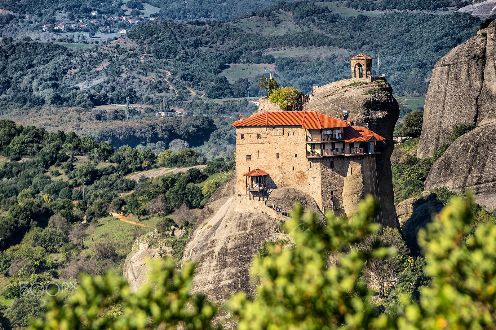 Sony a7 II + Sigma 150-500mm F5-6.3 DG OS HSM sample photo. Meteora klöstern photography