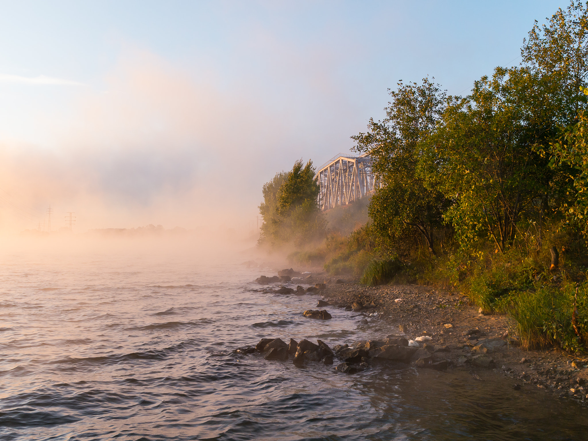 Panasonic Lumix DMC-G5 + Sigma 19mm F2.8 EX DN sample photo. Morning fog photography