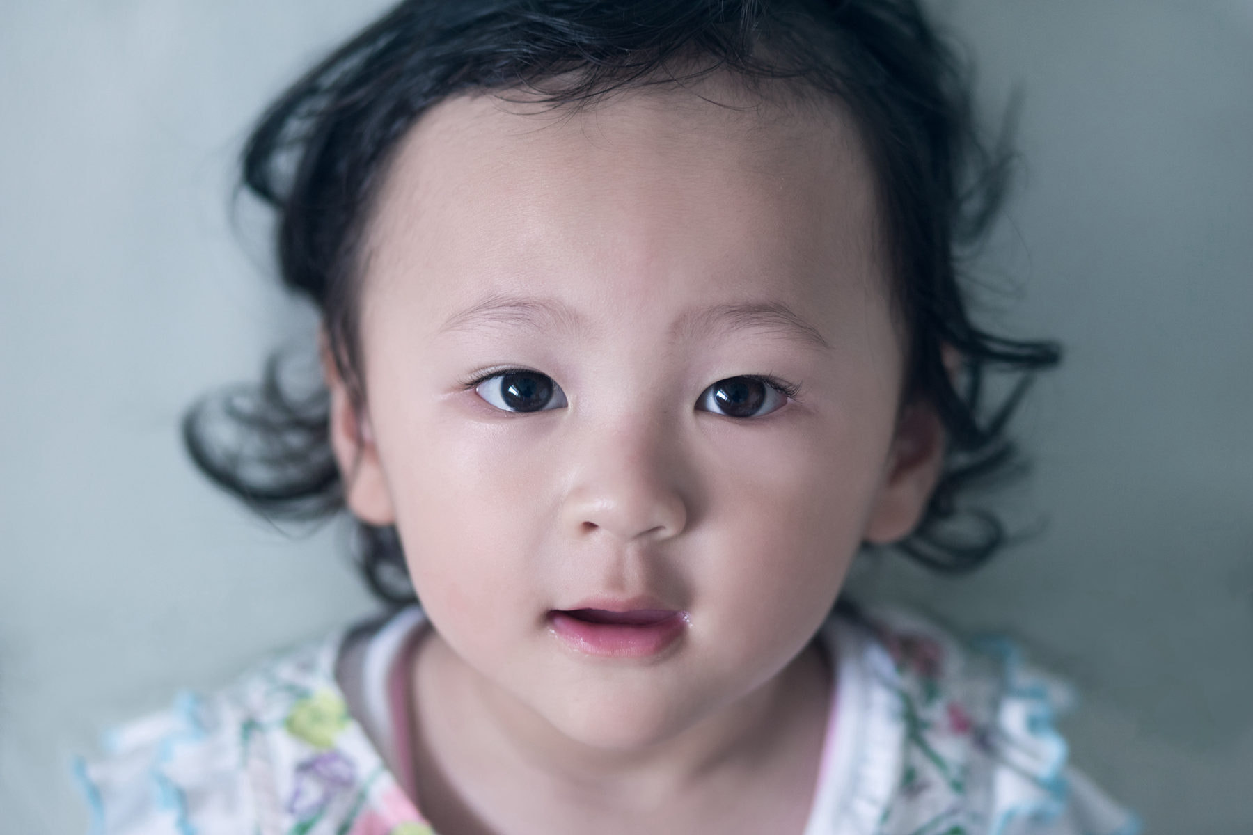 Sony a7 + Canon EF 85mm F1.8 USM sample photo. Face photography