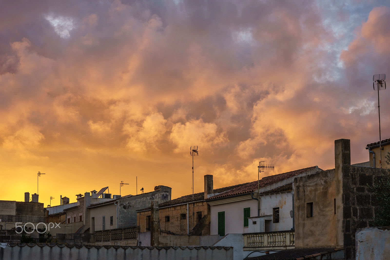 Sony a7 + Sony 50mm F1.4 sample photo. Sant lorenzo, sunset photography
