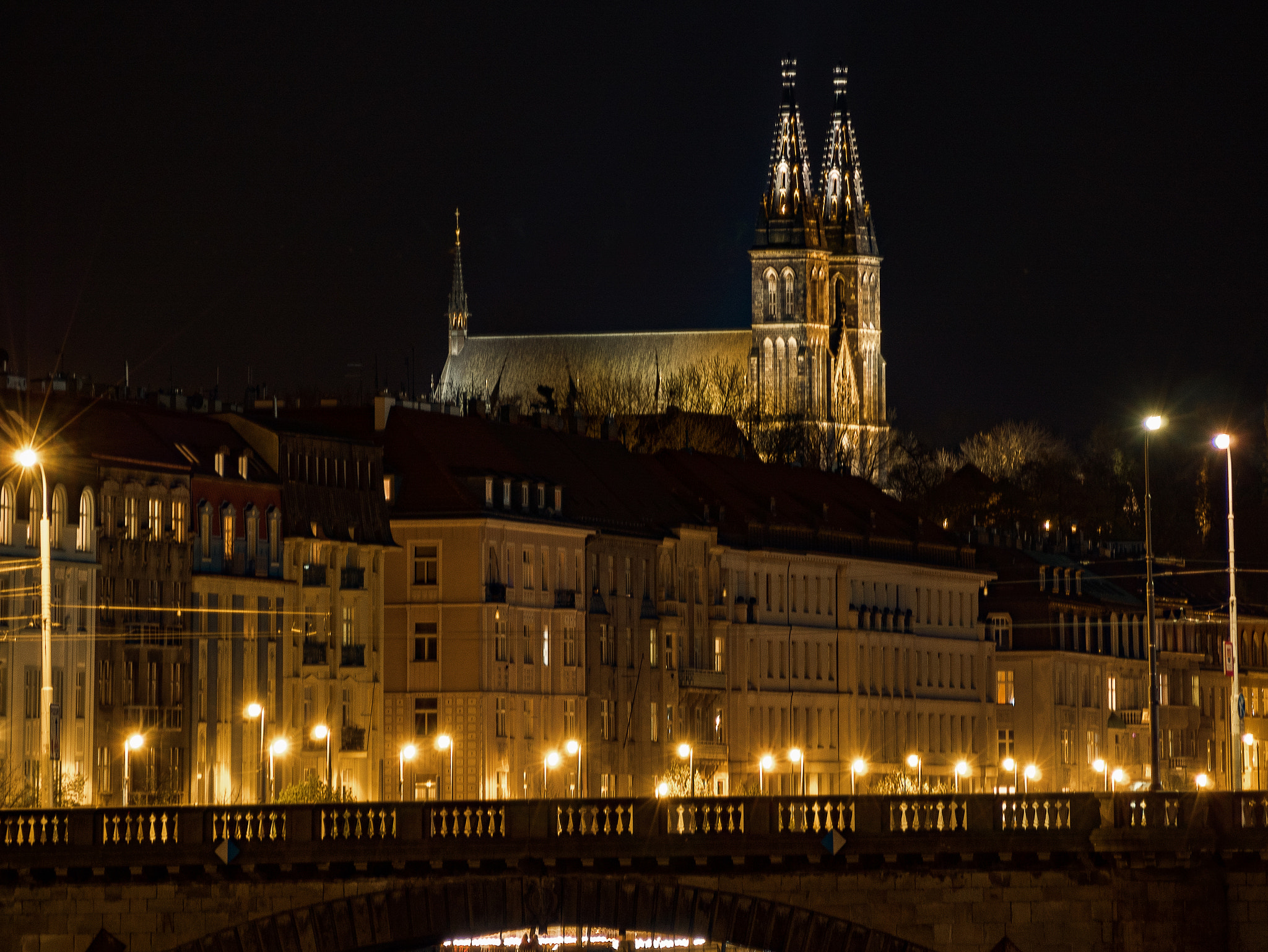 Olympus PEN E-PL7 sample photo. Night prague photography