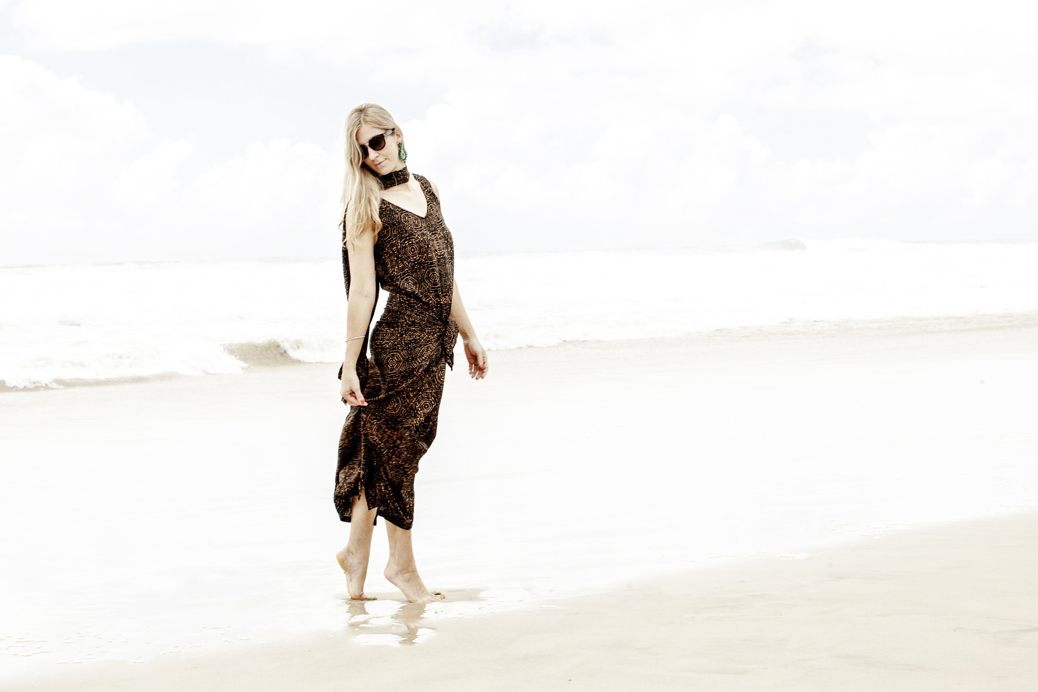Canon EOS-1D Mark III sample photo. Sarong dress fashion finish photography